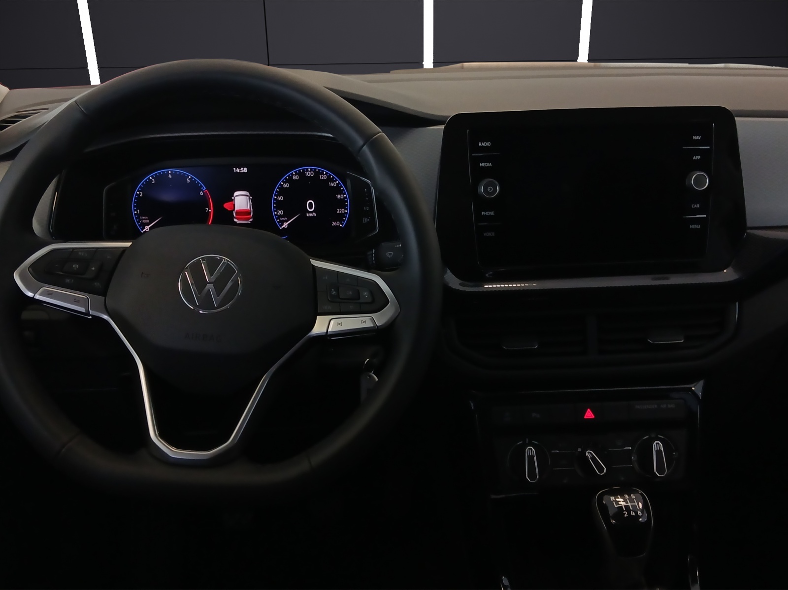 Fahrzeugabbildung Volkswagen T-Cross Life LED Read2Discover AppConnect