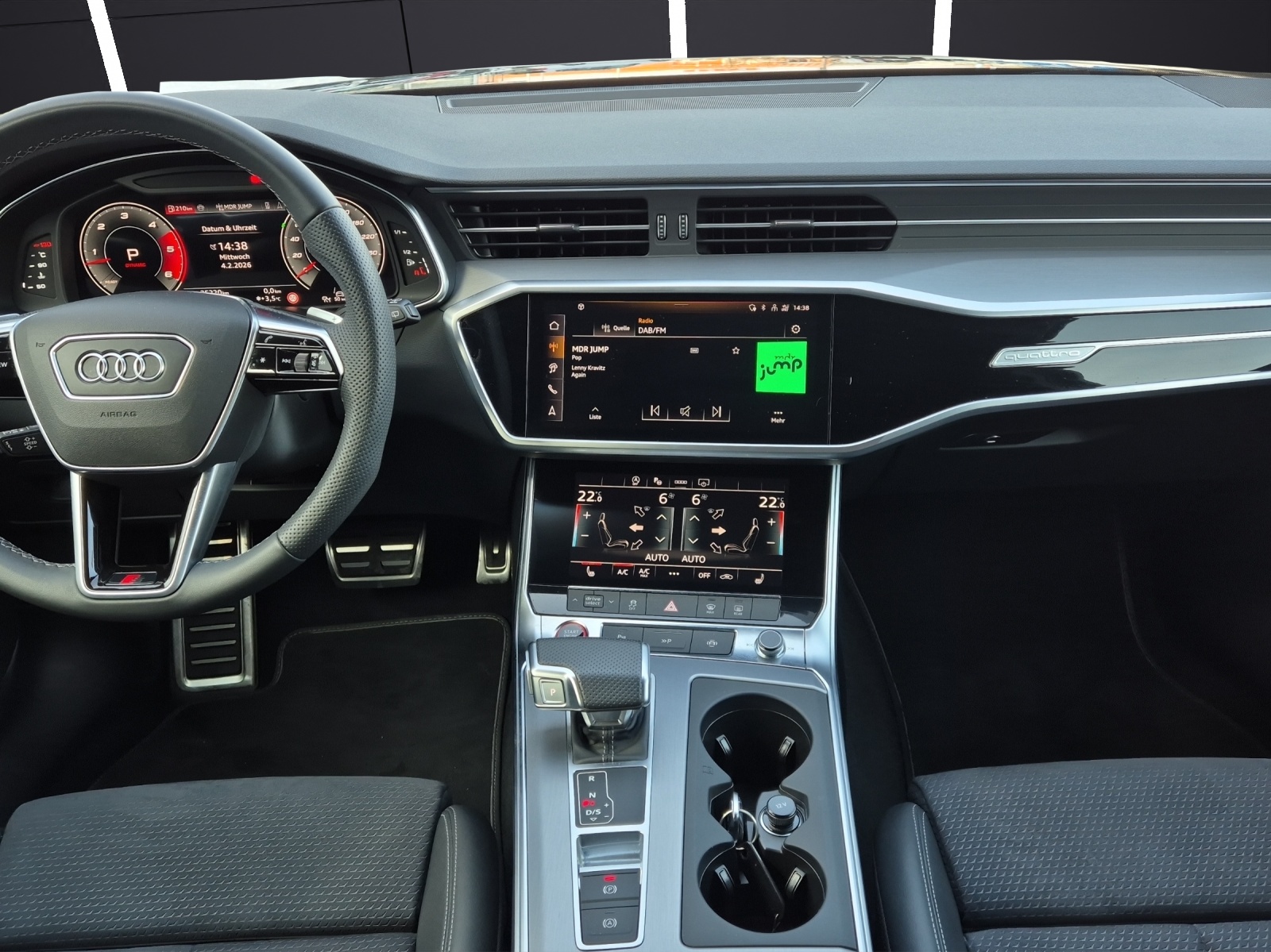 Fahrzeugabbildung Audi S6 Avant TDI quattro Matrix Navi AVC ACC B&O 20