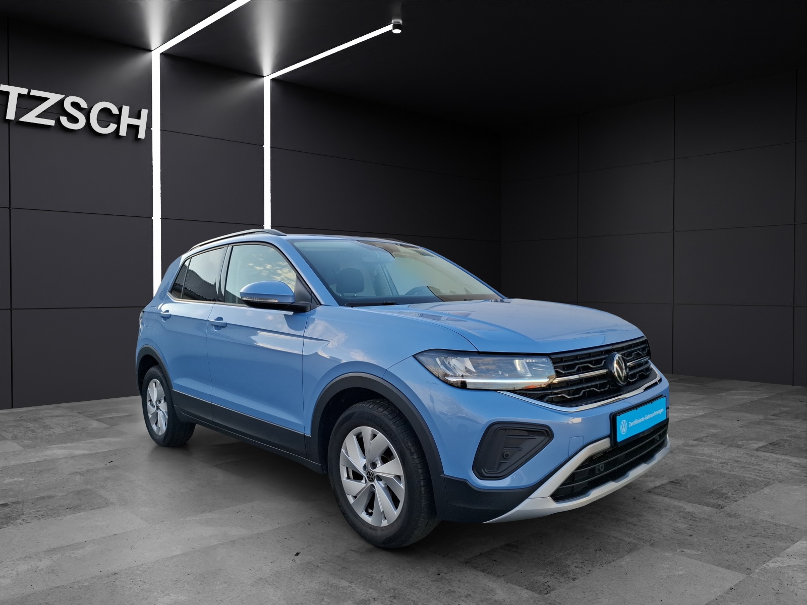 Fahrzeugabbildung Volkswagen T-Cross TSI Life DSG LED AHK AID ACC RFK SH LM