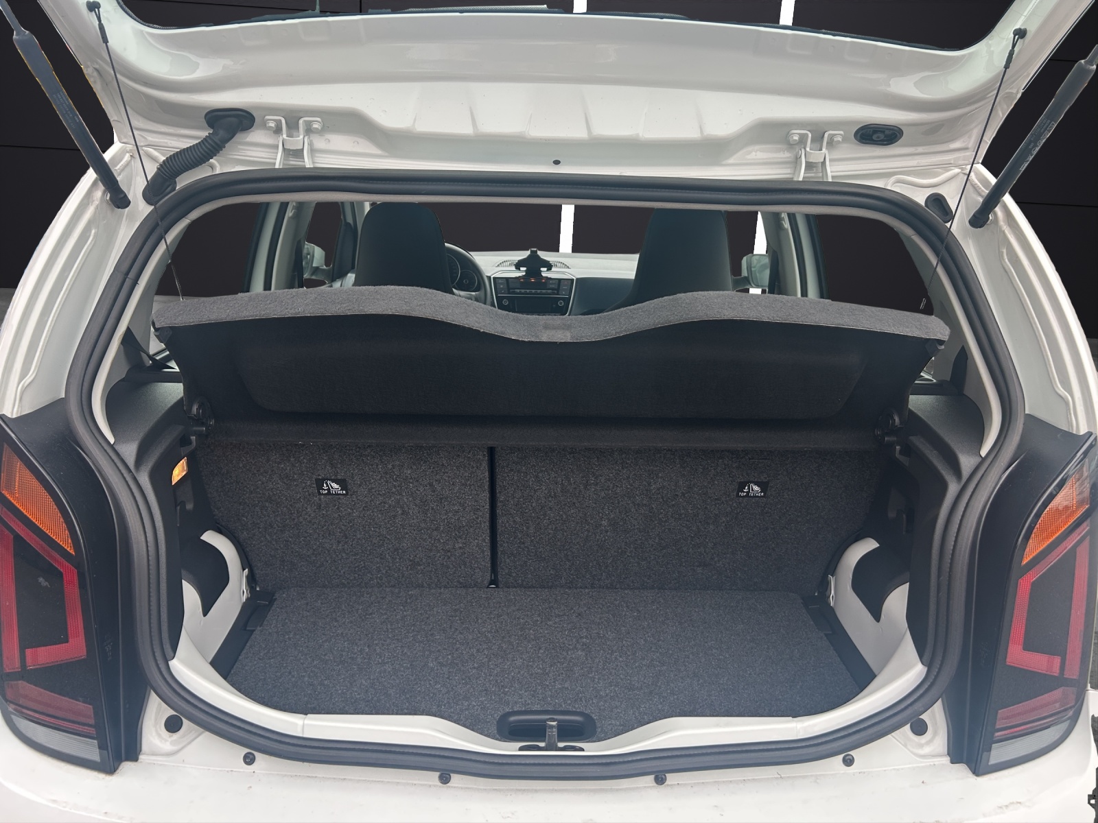 Fahrzeugabbildung Volkswagen up! 1.0 Klima RFK DAB SHZ Tempomat