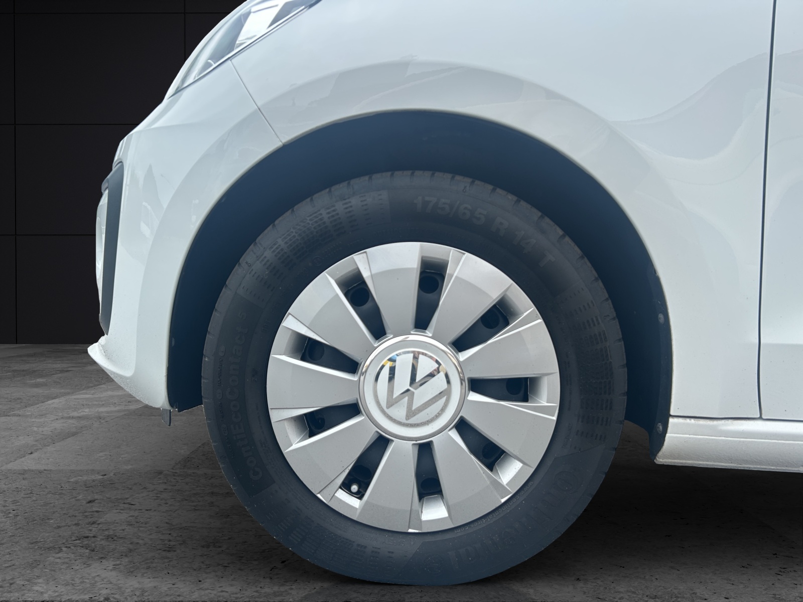 Fahrzeugabbildung Volkswagen up! 1.0 Klima RFK DAB SHZ Tempomat