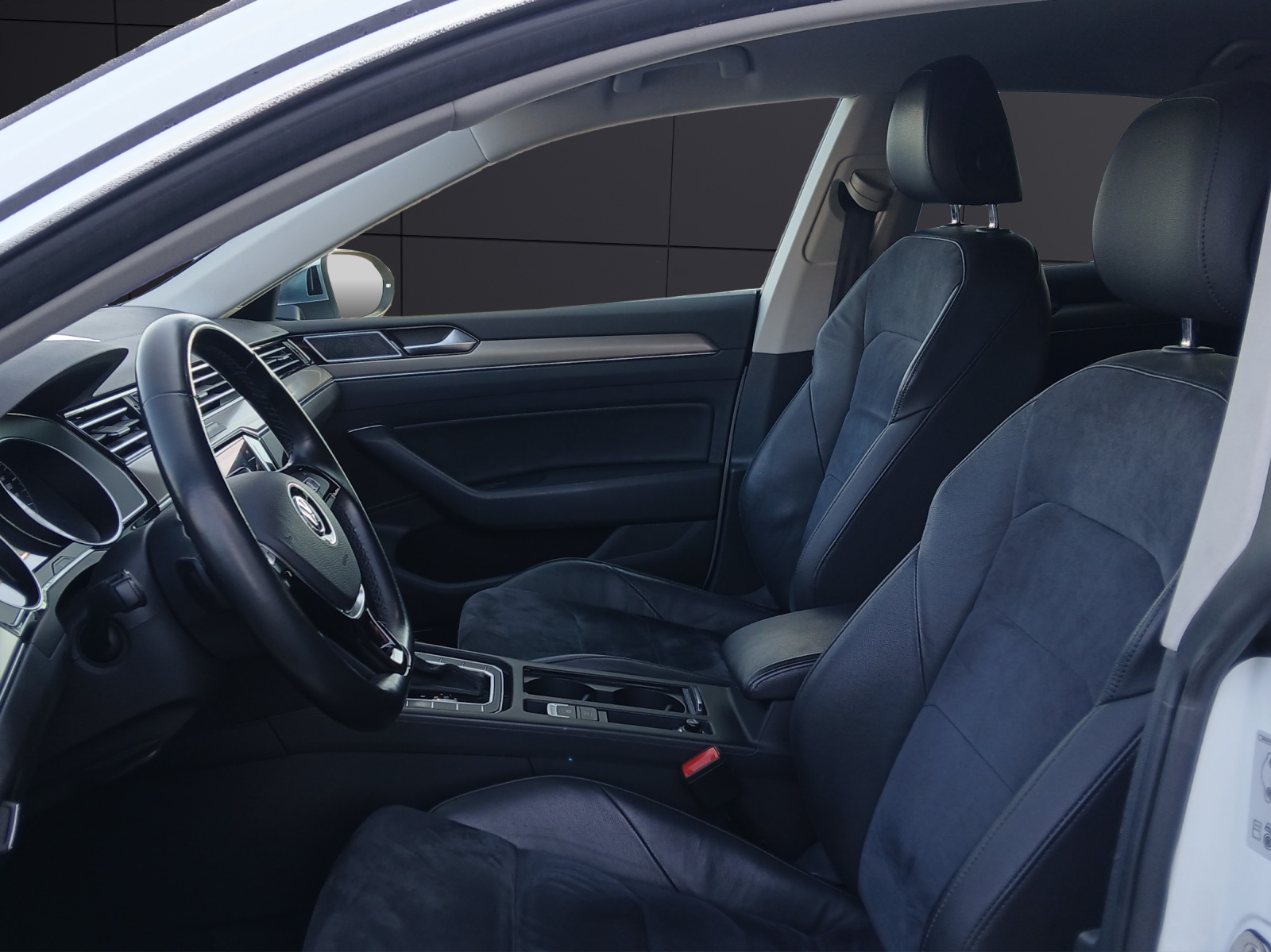 Fahrzeugabbildung Volkswagen Arteon TDI Elegance DSG LED Navi ACC RFK SH 19