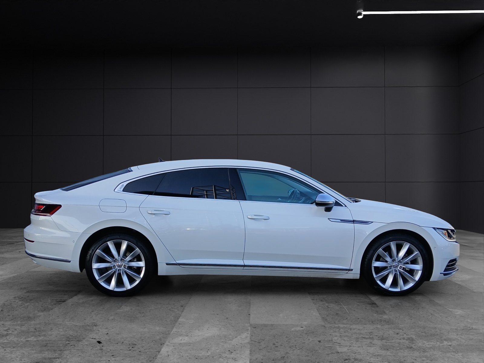 Fahrzeugabbildung Volkswagen Arteon TDI Elegance DSG LED Navi ACC RFK SH 19