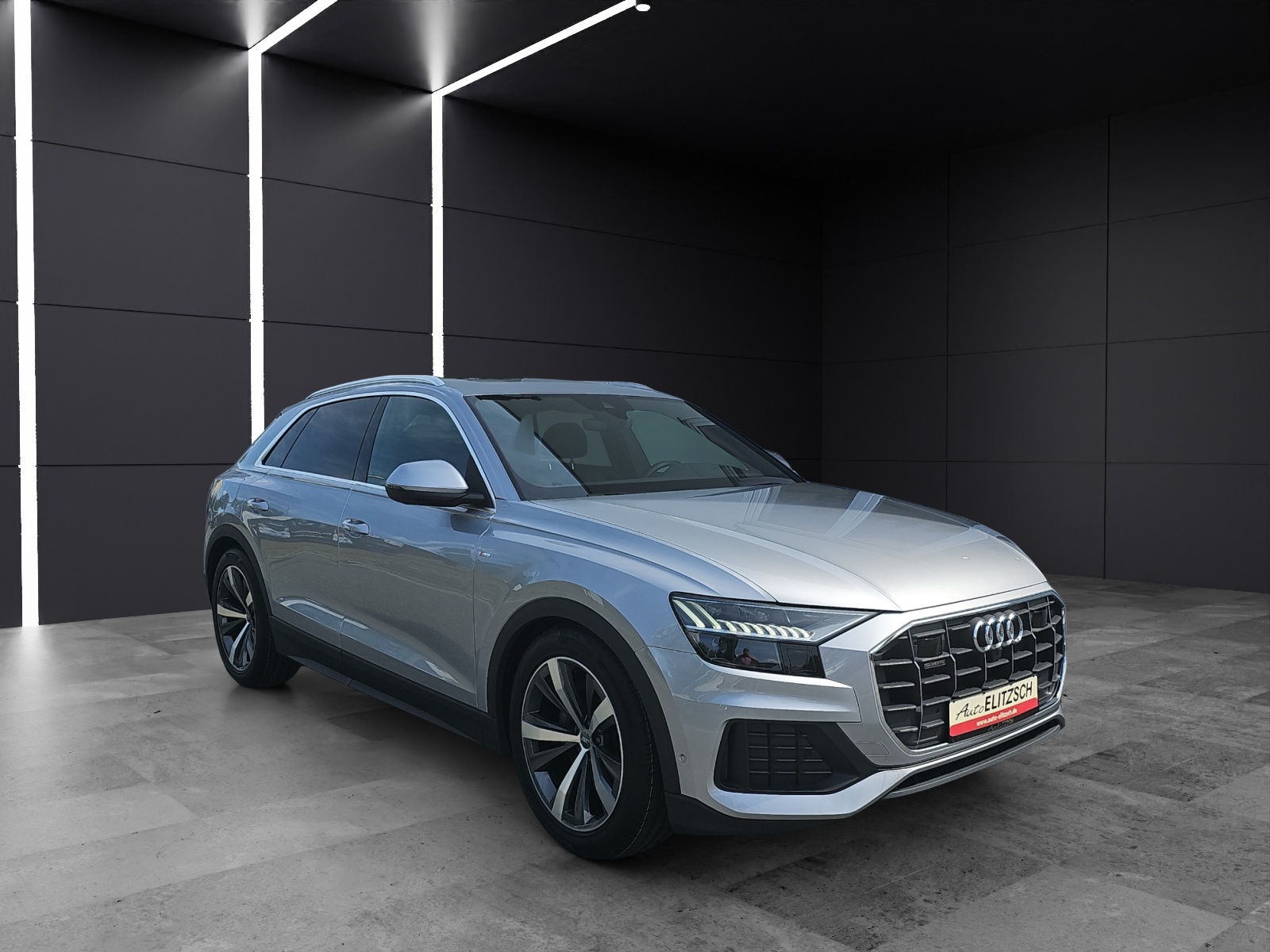 Fahrzeugabbildung Audi Q8 50 TDI Q S line MATRIX ACC 21