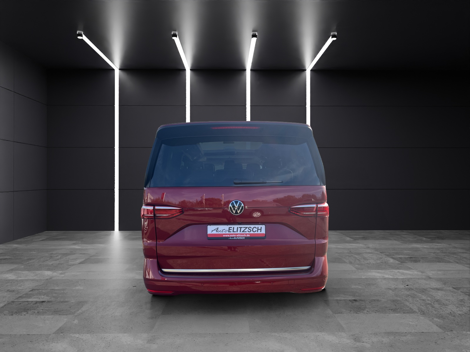 Fahrzeugabbildung Volkswagen T7 Multivan TSI Style LR 7- DSG AHK, KLIMA, NAVI, PANORAMA, DCC