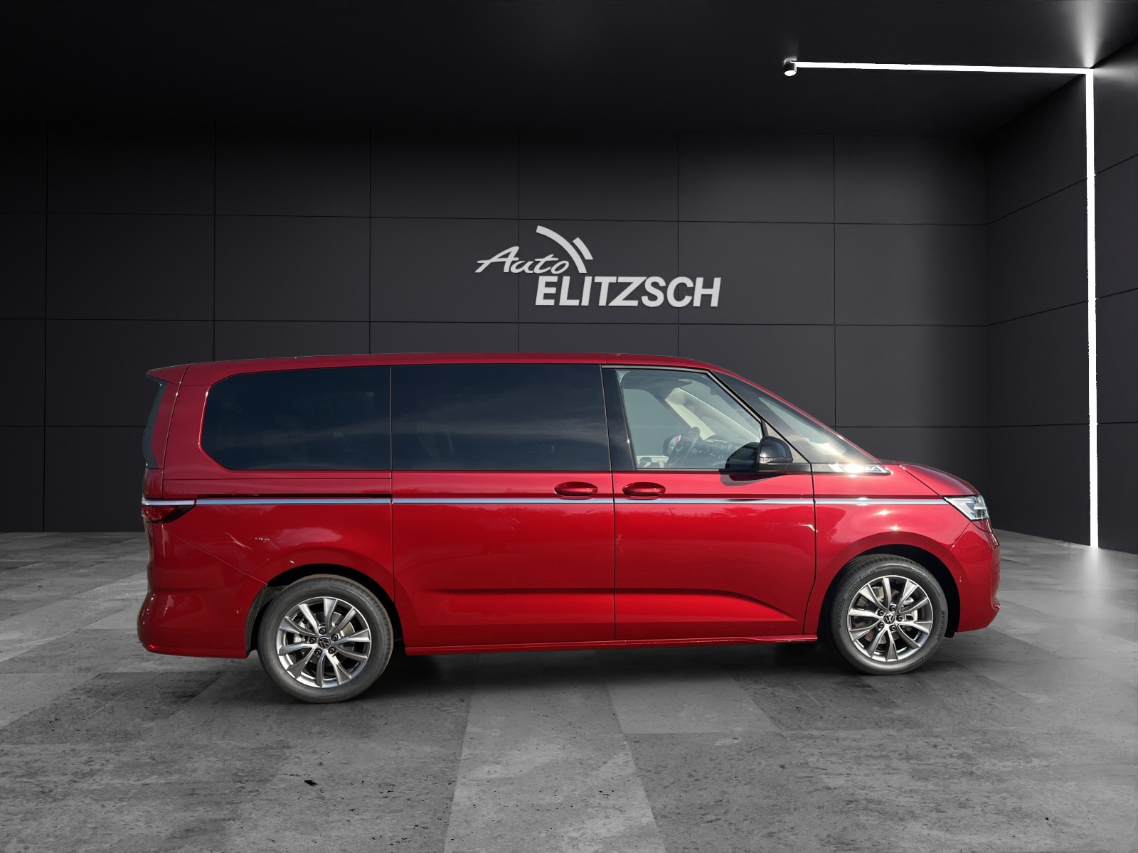 Fahrzeugabbildung Volkswagen T7 Multivan TSI Style LR 7- DSG AHK, KLIMA, NAVI, PANORAMA, DCC