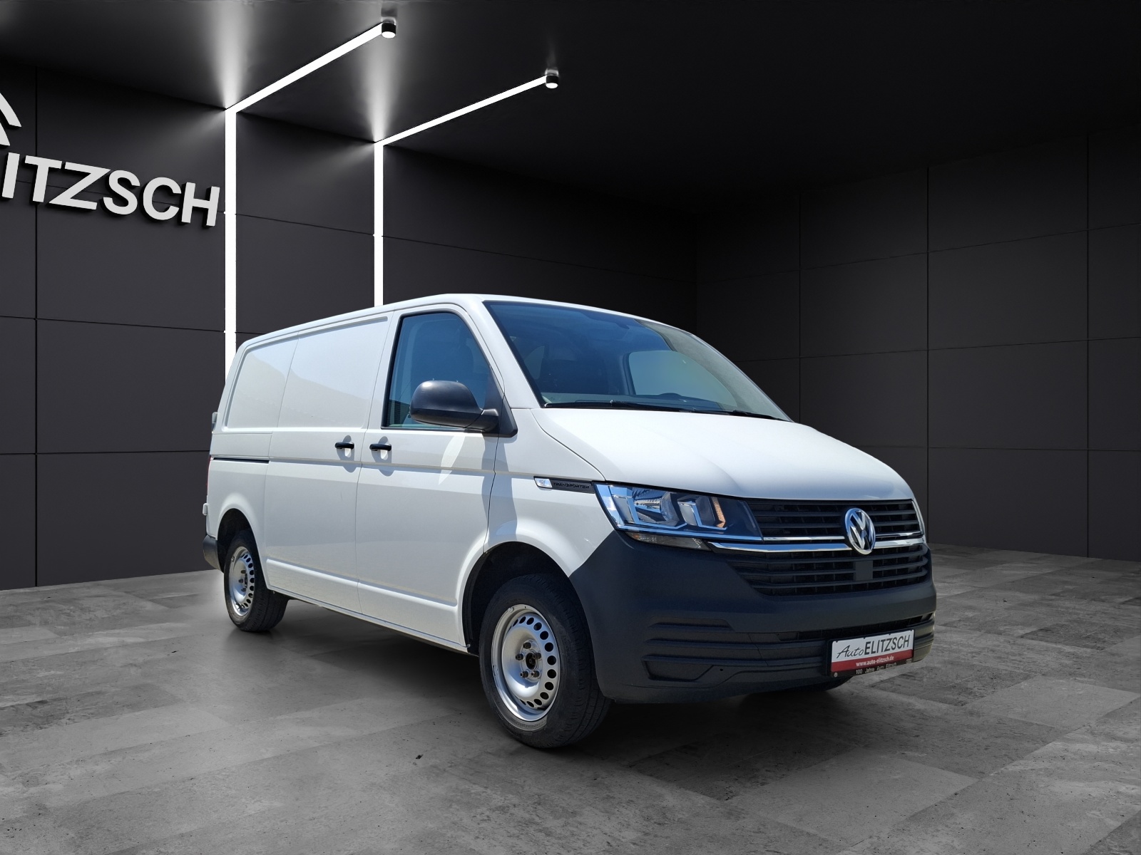 Fahrzeugabbildung Volkswagen T6 Transporter T6.1 TDI Kasten 4M AHK Klima Holzboden Trennwand AHK Klima