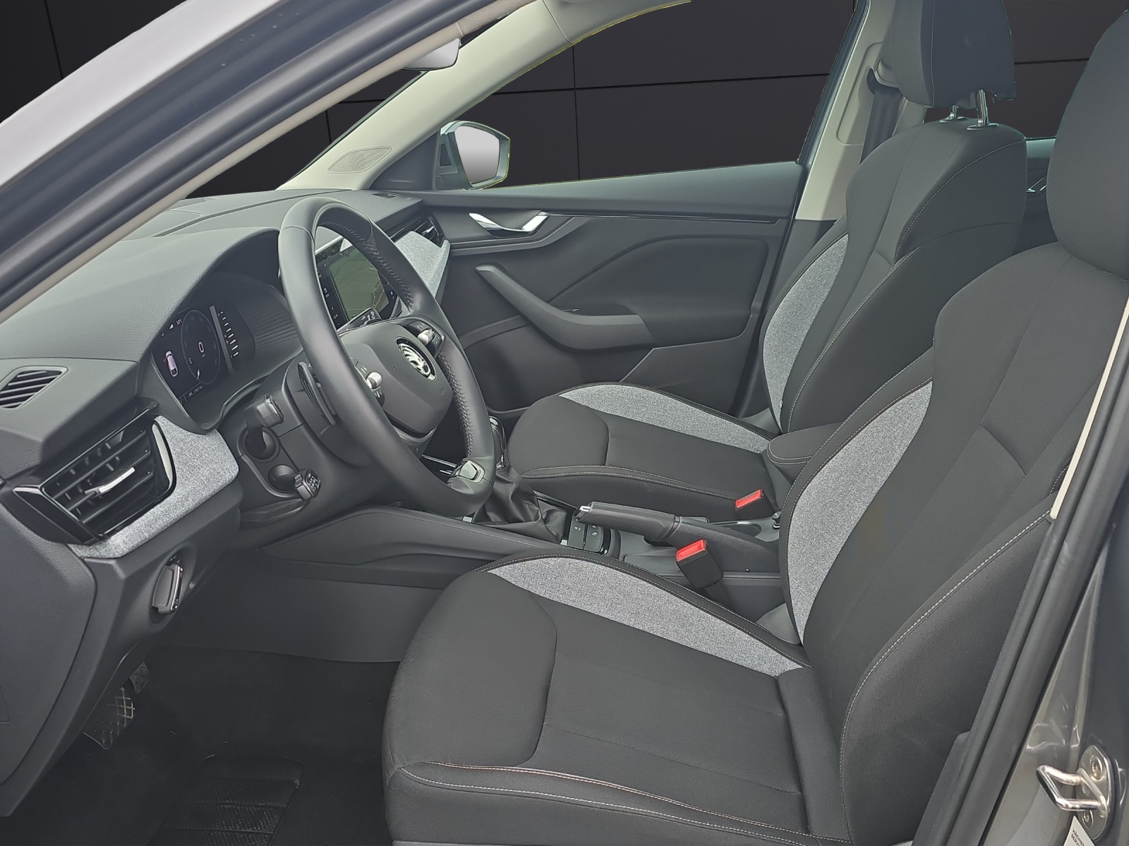 Fahrzeugabbildung SKODA Scala Drive 1.0 TSI DSG ACC Matrix LED RFK Keyless Climatronic