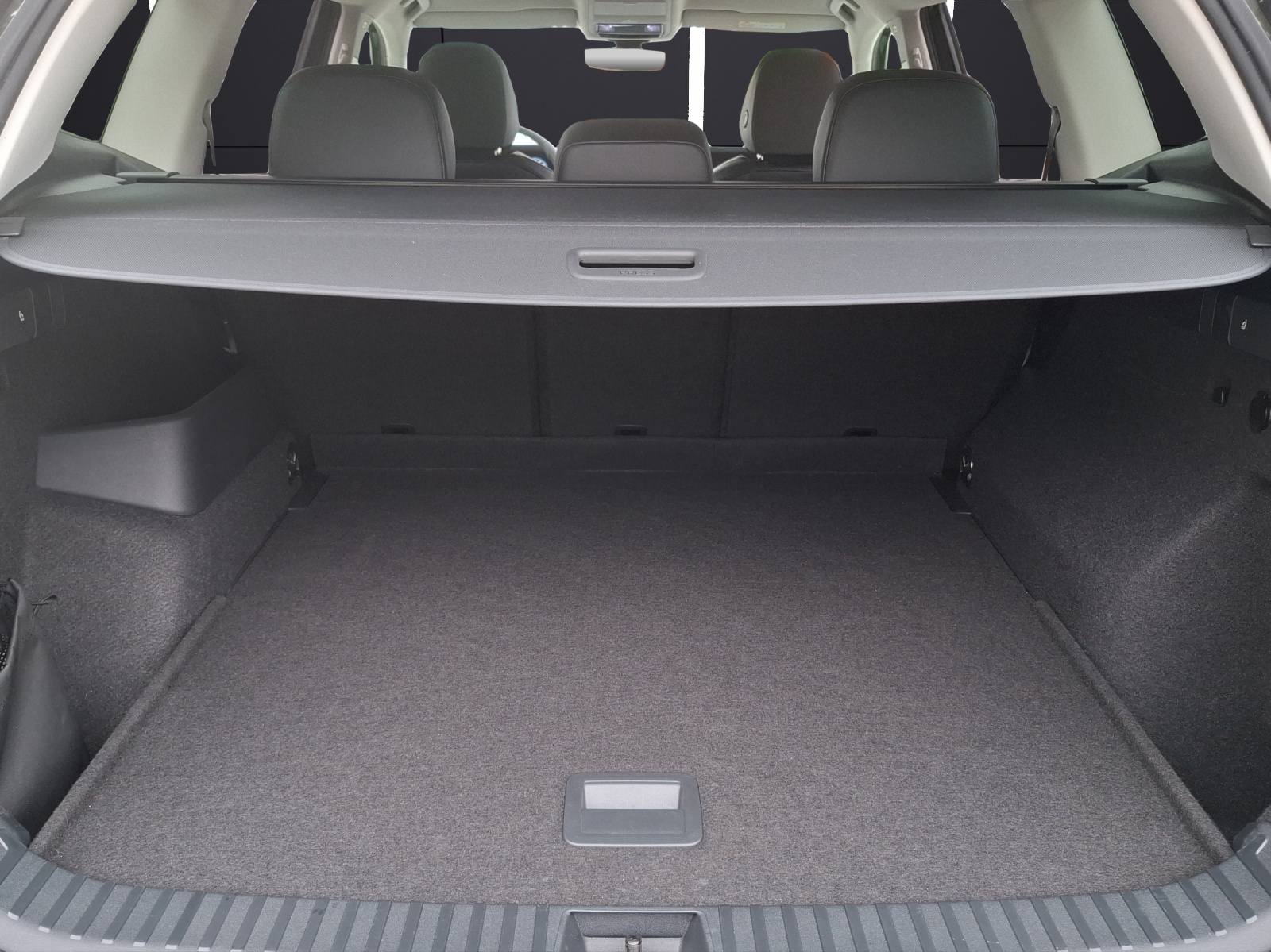 Fahrzeugabbildung Volkswagen Tayron eTSI Life DSG LED AHK Navi AID ACC RFK Harman SHZ