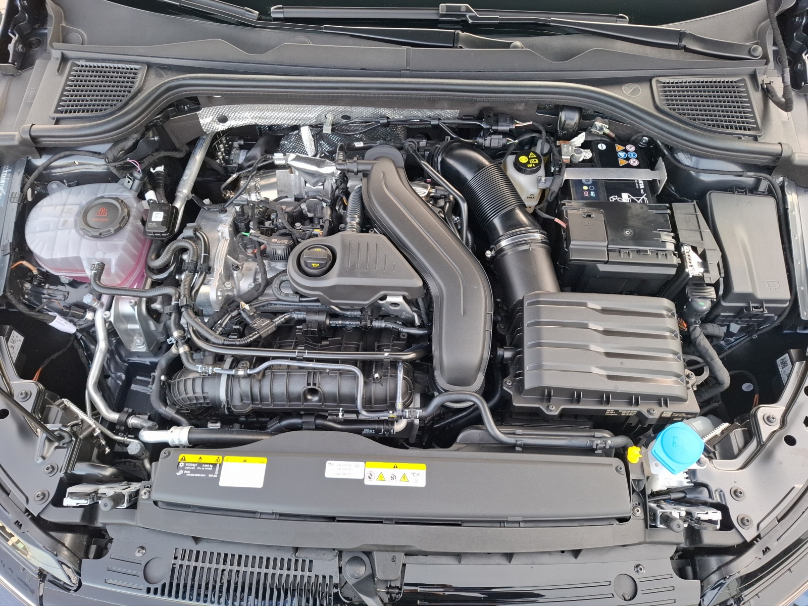Fahrzeugabbildung Volkswagen Golf VIII Lim. Goal TSI