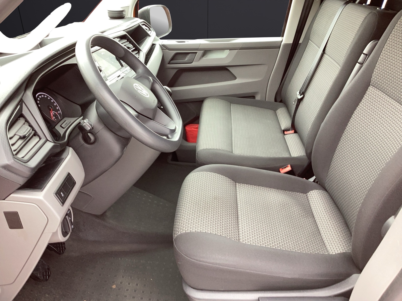 Fahrzeugabbildung Volkswagen T6 Transporter T6.1 TDI Kasten EcoProfi FWD