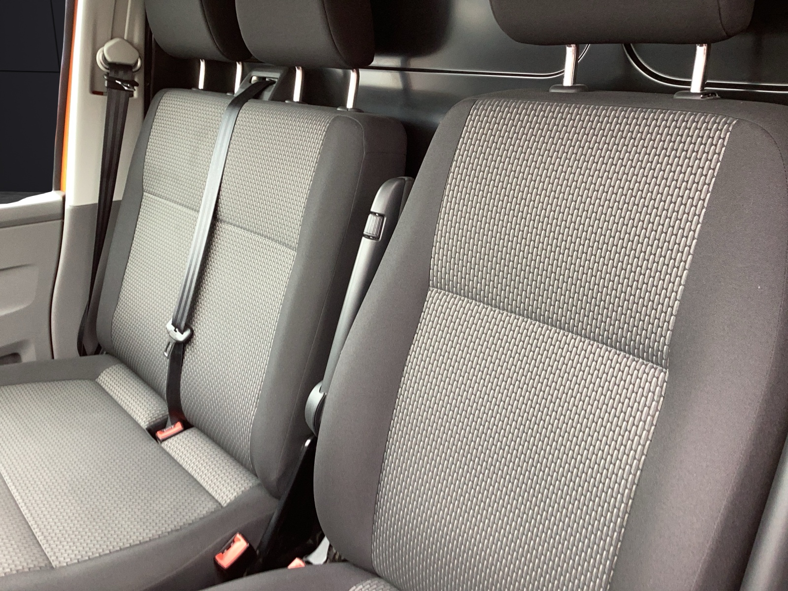 Fahrzeugabbildung Volkswagen T6 Transporter T6.1 TDI Kasten EcoProfi FWD