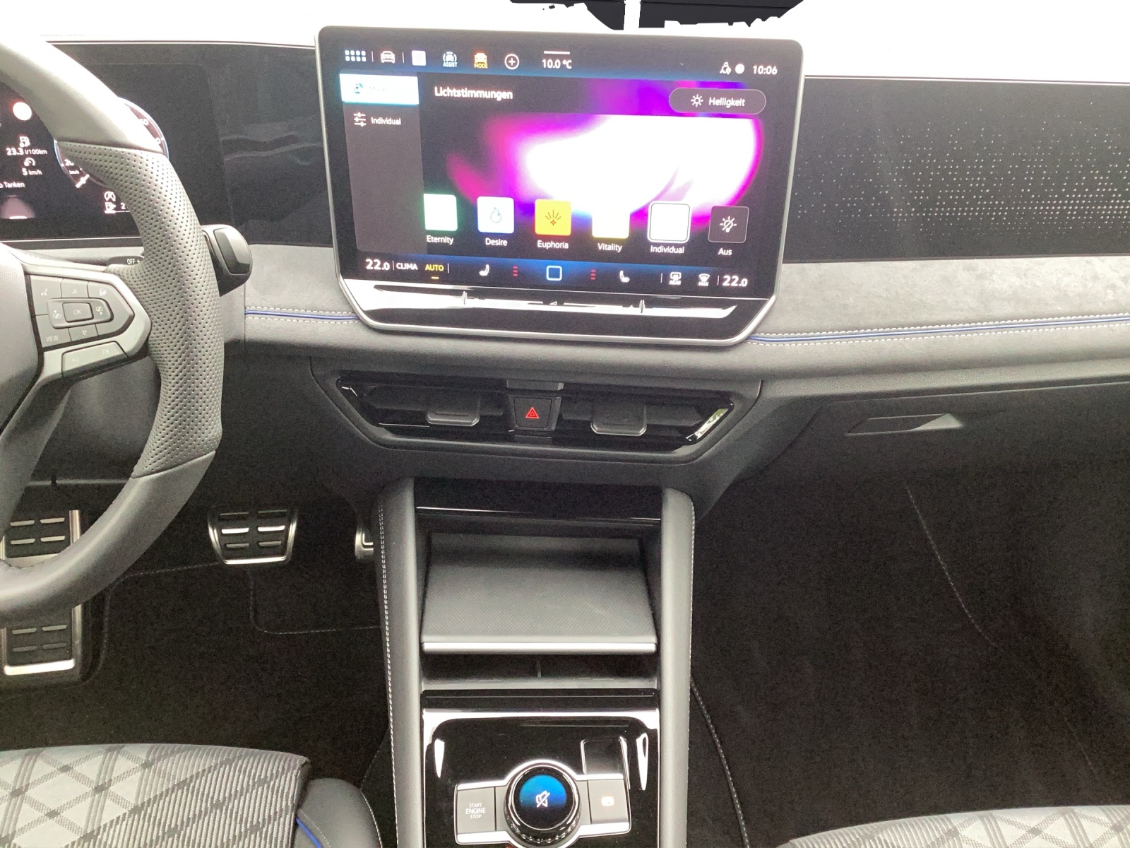 Fahrzeugabbildung Volkswagen Tiguan R-Line TDI AHZV LED+ KESSY AreaView