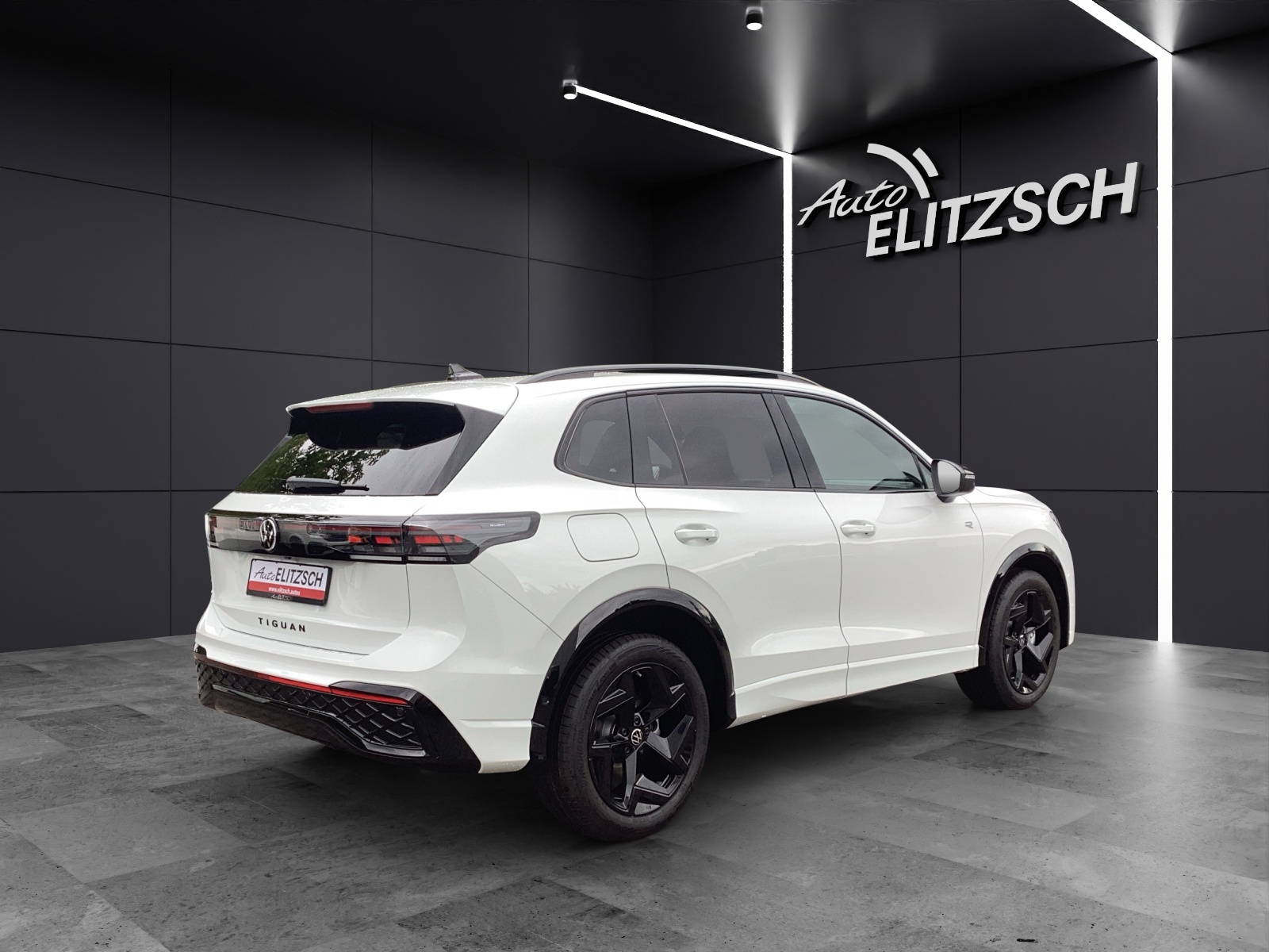 Fahrzeugabbildung Volkswagen Tiguan R-Line TDI AHZV LED+ KESSY AreaView
