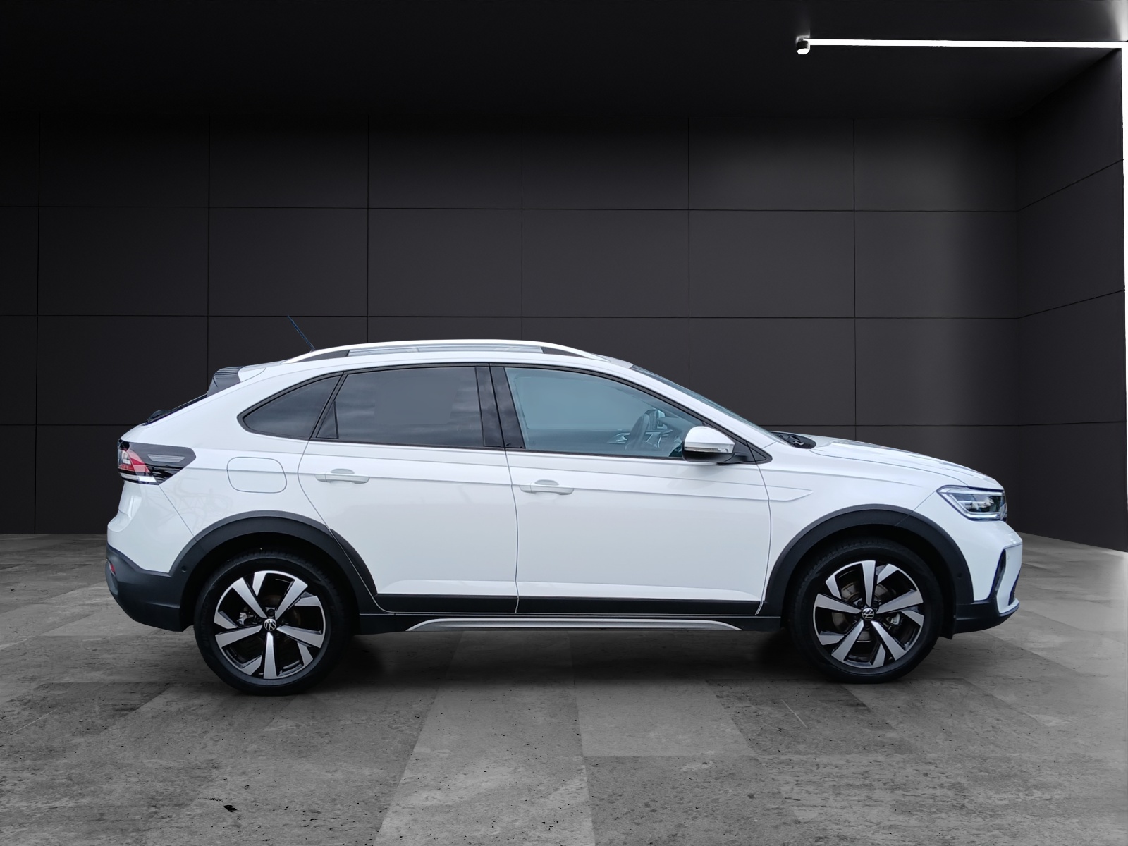 Fahrzeugabbildung Volkswagen Taigo TSI Style DSG Matrix Navi ACC AID SHZ Park-Assist 17