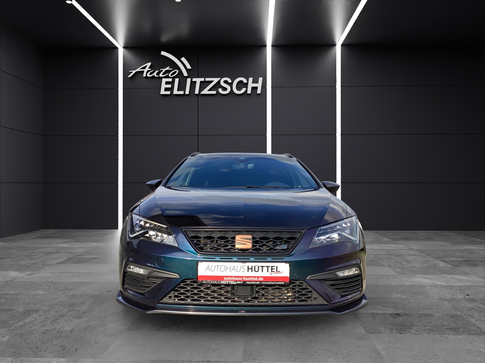 Fahrzeugabbildung SEAT Leon ST Cupra 300 4Drive VOLLFOLIERT AGA BEATS