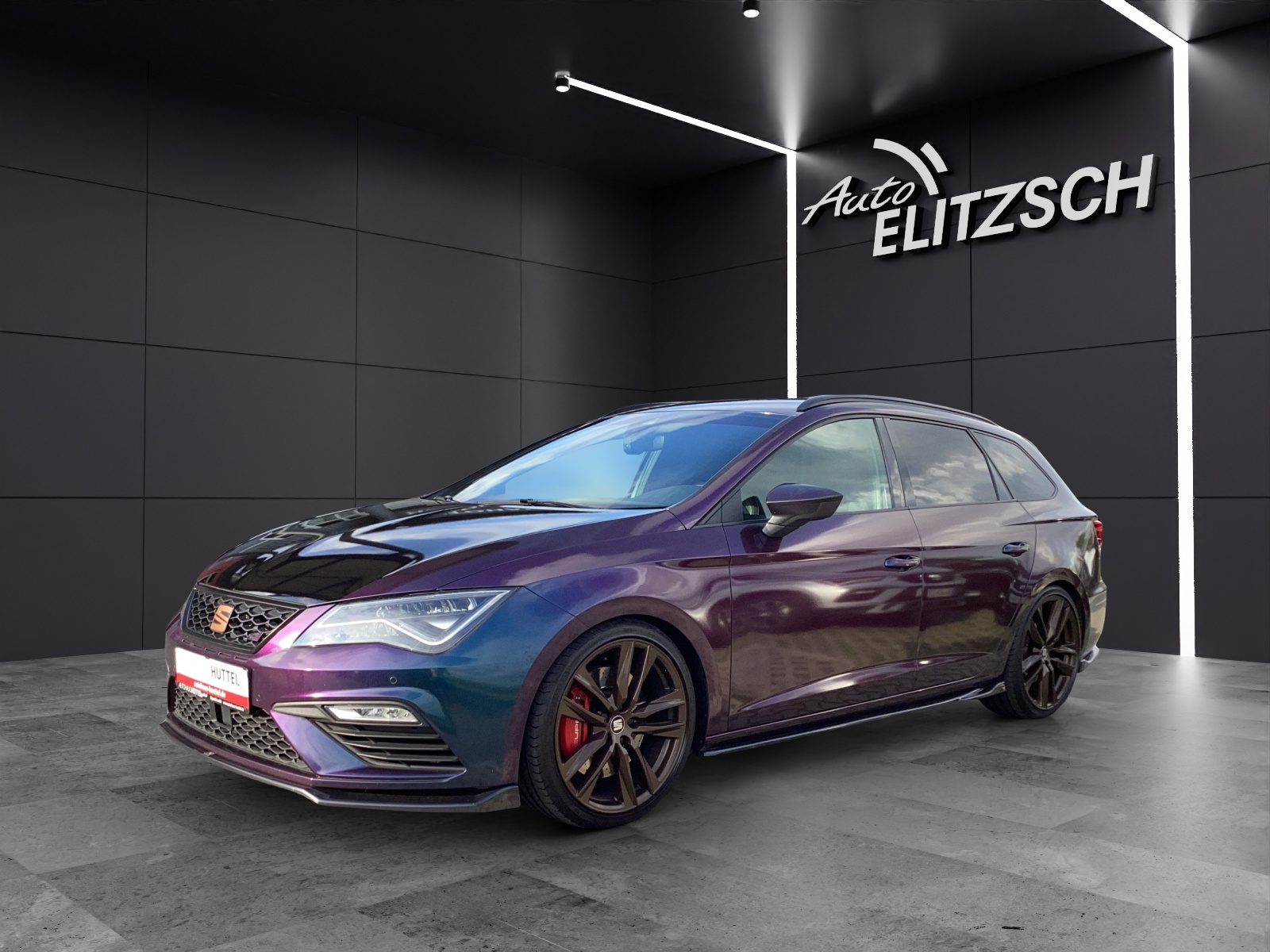 Fahrzeugabbildung SEAT Leon ST Cupra 300 4Drive VOLLFOLIERT AGA BEATS