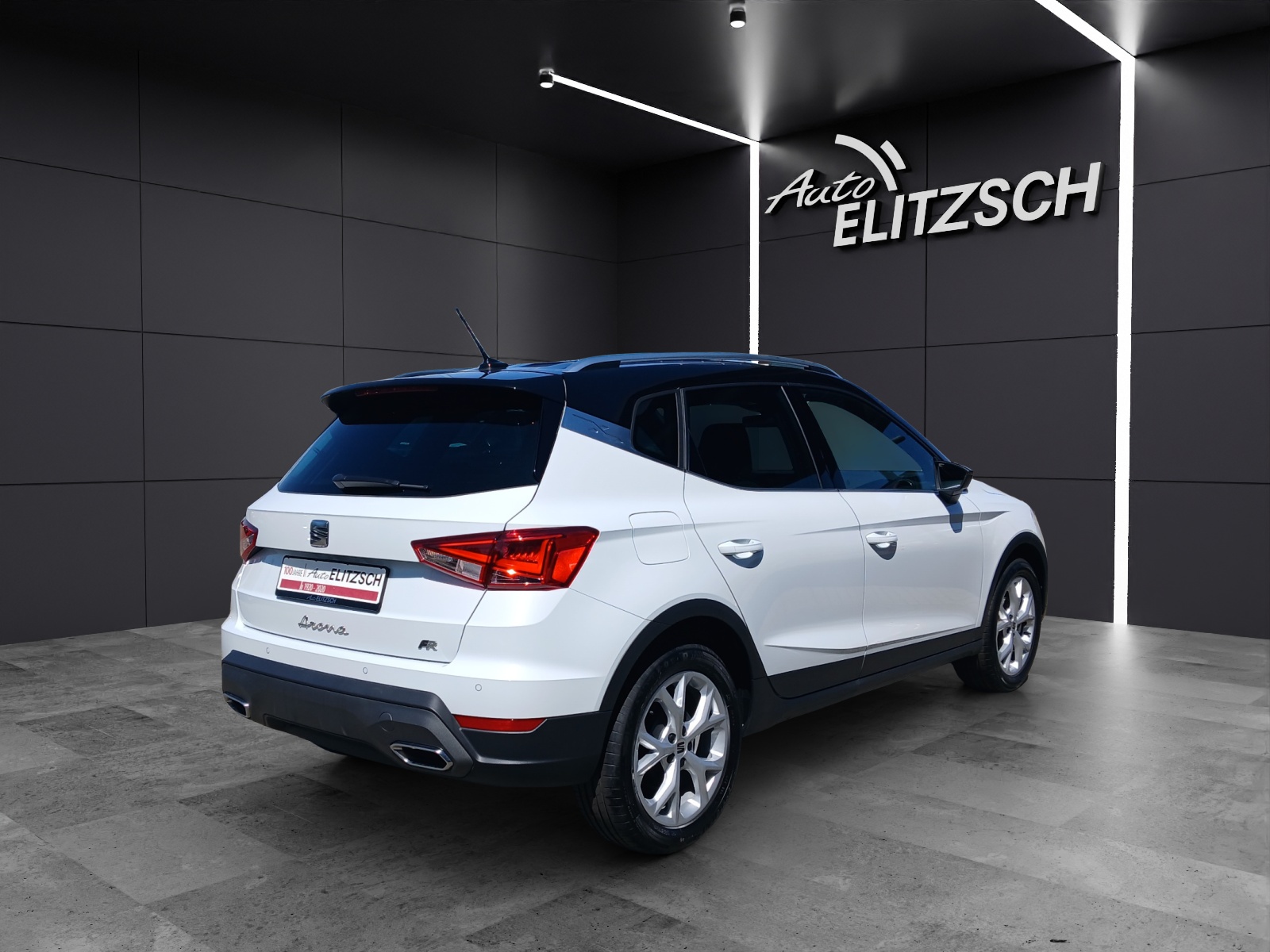 Fahrzeugabbildung SEAT Arona TSI FR-Line LED AID GRA PDC SHZ APP
