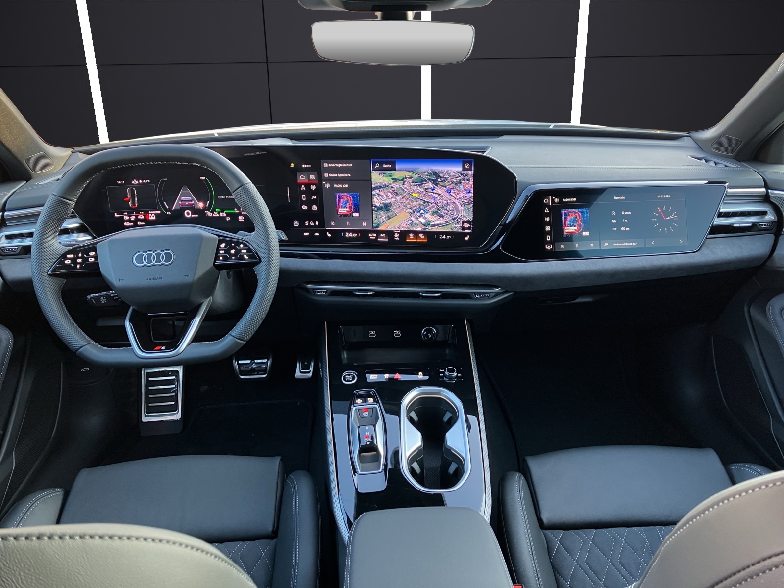 Fahrzeugabbildung Audi A6 Avant e-hybrid quattro edition one AHZV Matrix B&O HEAD UP