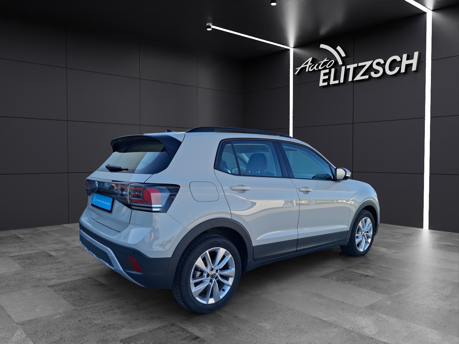 Fahrzeugabbildung Volkswagen T-Cross TSI Life DSG LED Navi AID ACC PDC SH LM