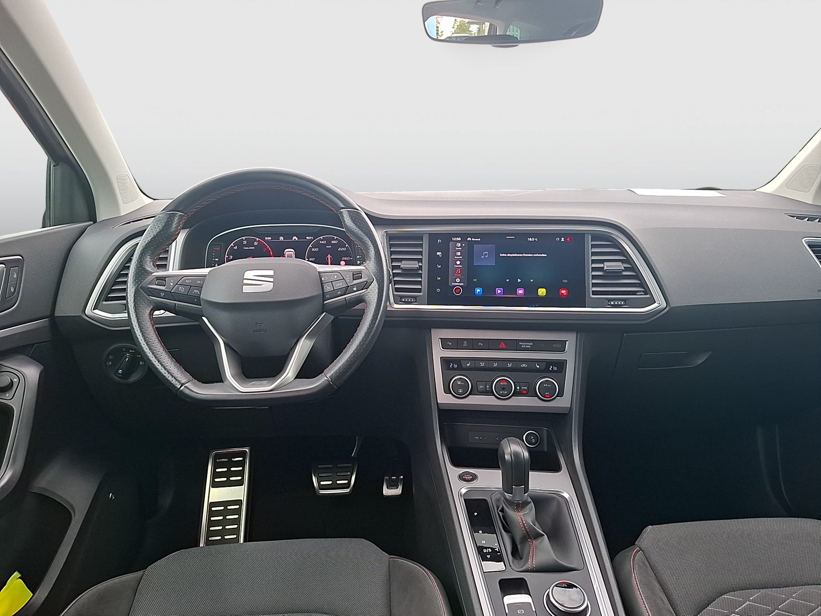 Fahrzeugabbildung SEAT Ateca TSI FR DSG LED AHK Navi AID beats ACC RFK SH 19