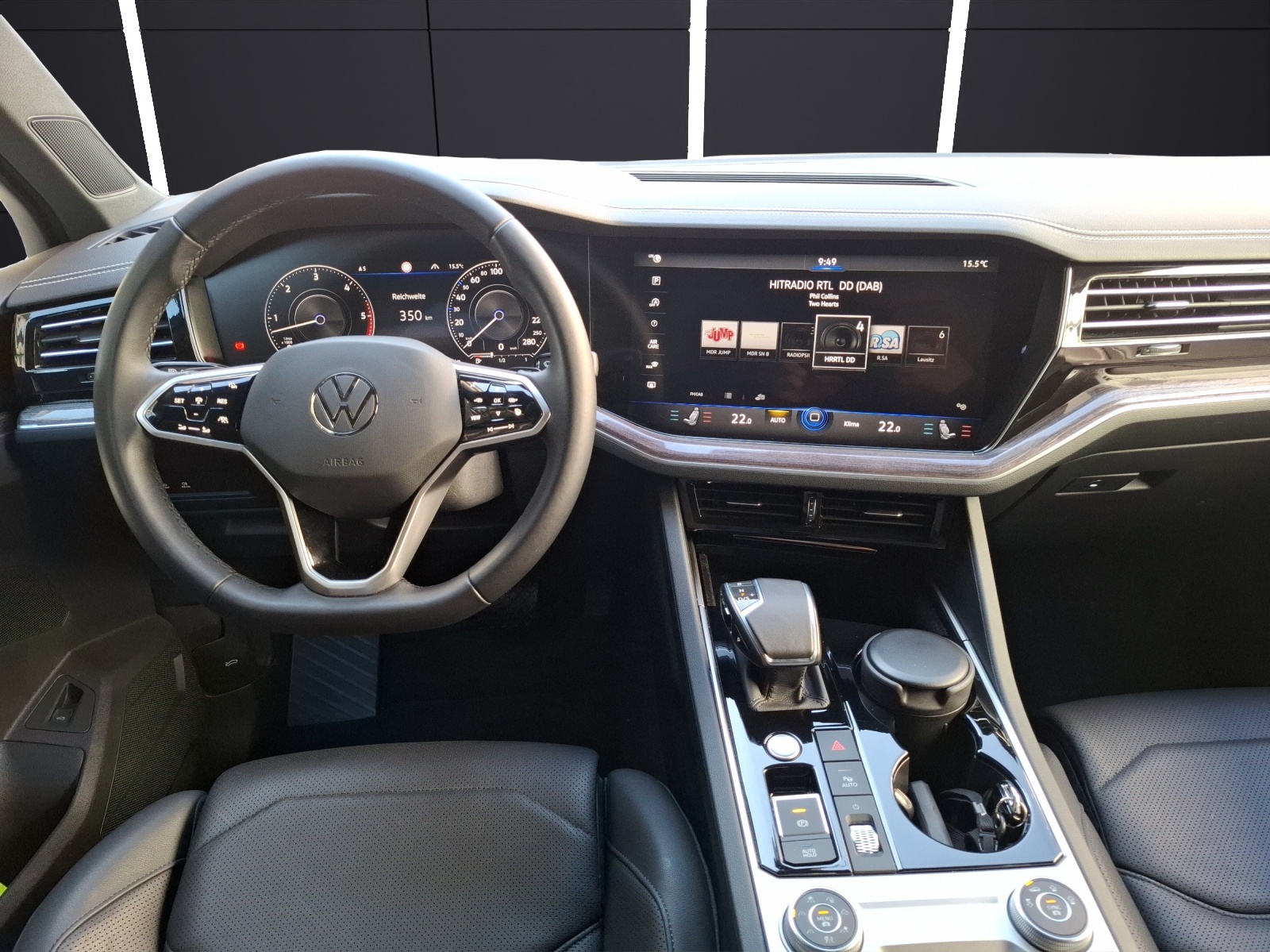 Fahrzeugabbildung Volkswagen Touareg TDI Elegance 4M Matrix AHK Navi ACC 360°Luft 20