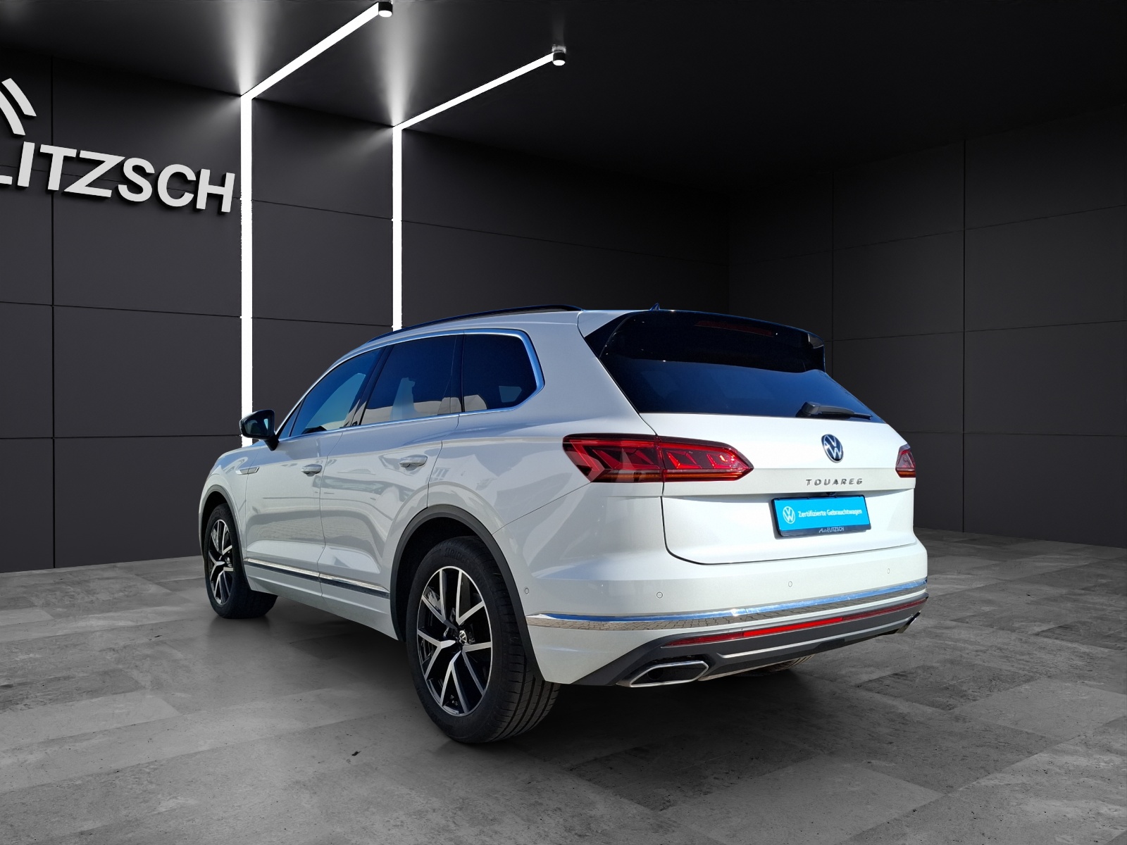 Fahrzeugabbildung Volkswagen Touareg TDI Elegance 4M Matrix AHK Navi ACC 360°Luft 20
