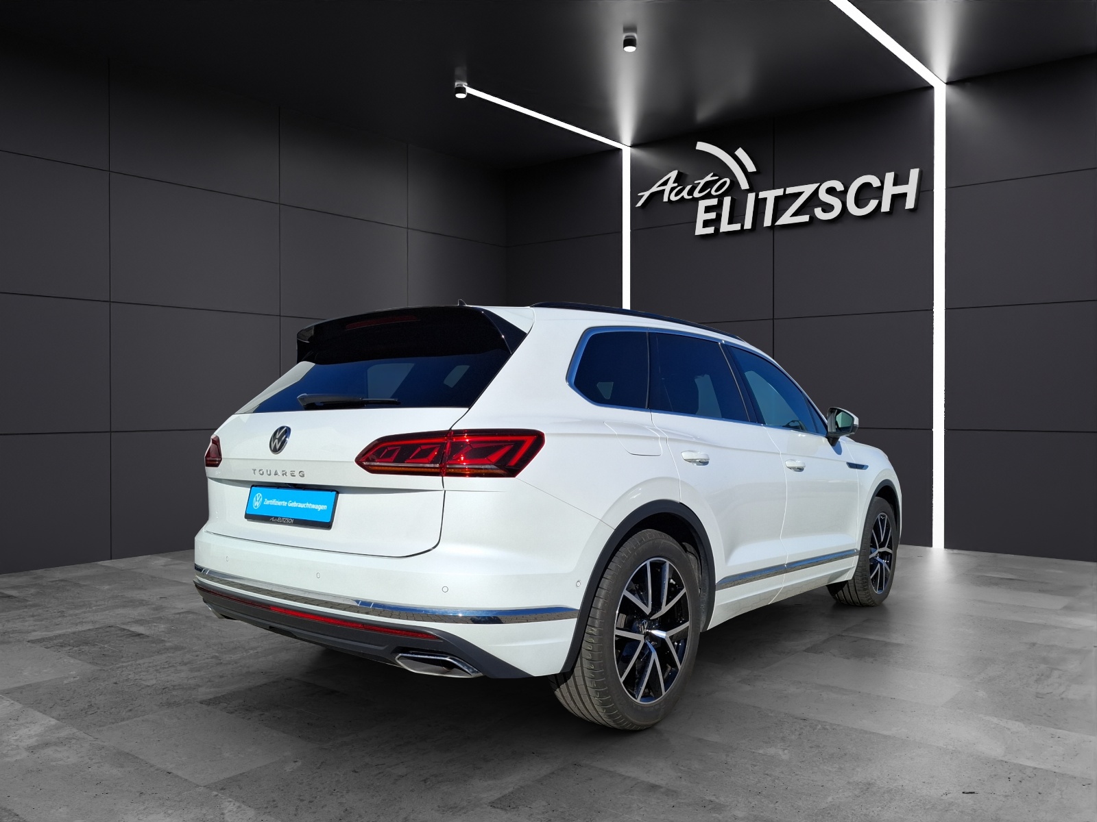 Fahrzeugabbildung Volkswagen Touareg TDI Elegance 4M Matrix AHK Navi ACC 360°Luft 20