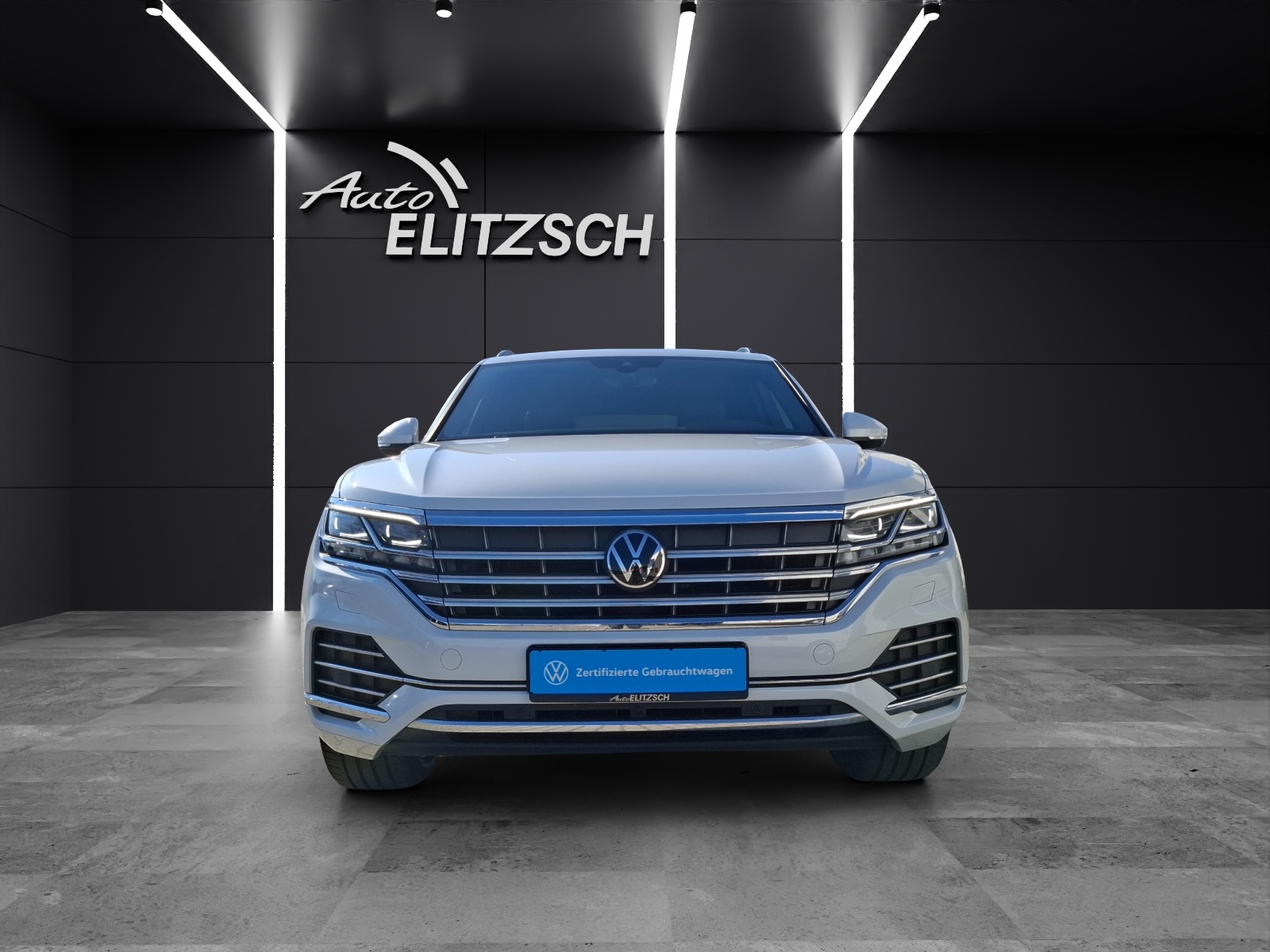 Fahrzeugabbildung Volkswagen Touareg TDI Elegance 4M Matrix AHK Navi ACC 360°Luft 20