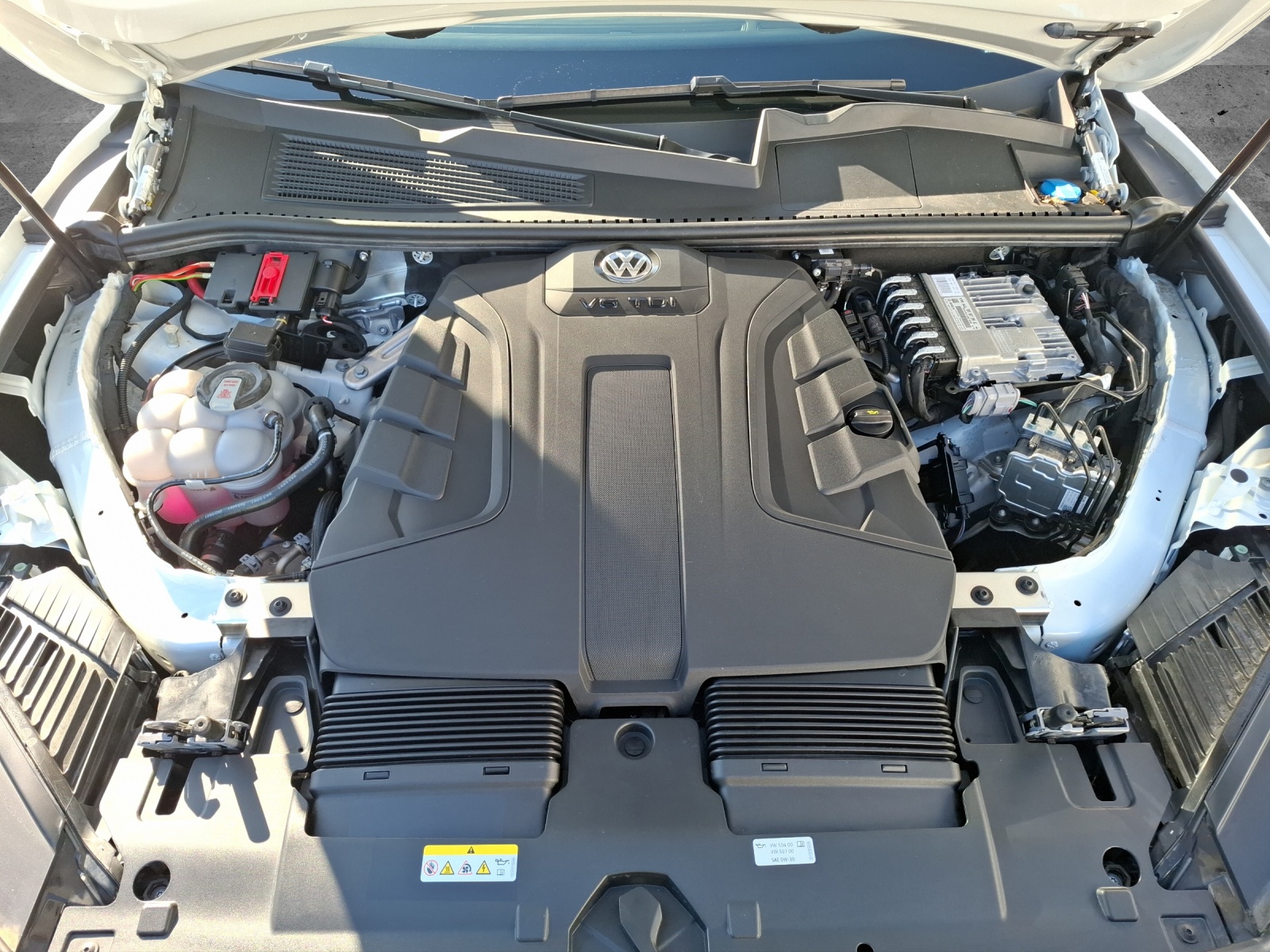 Fahrzeugabbildung Volkswagen Touareg TDI Elegance 4M Matrix AHK Navi ACC 360°Luft 20