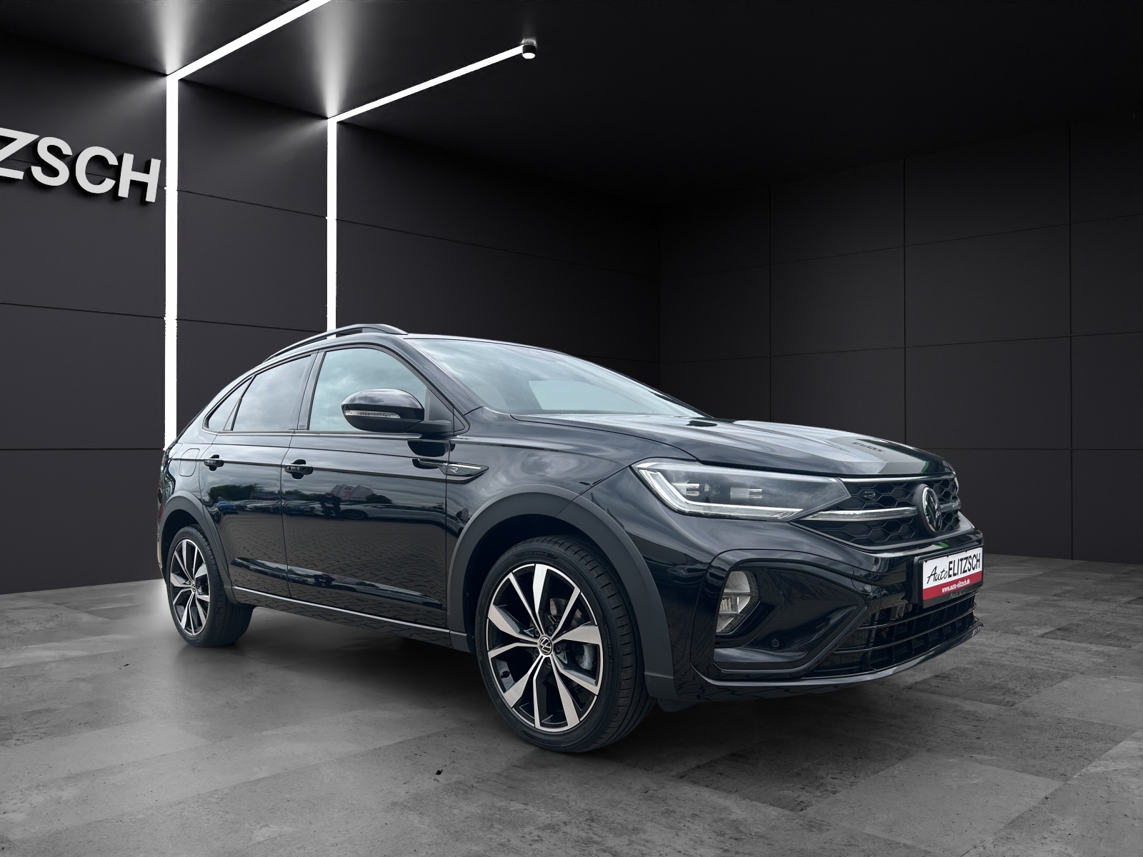 Fahrzeugabbildung Volkswagen Taigo R-Line DSG MATRIX NAVI RKF