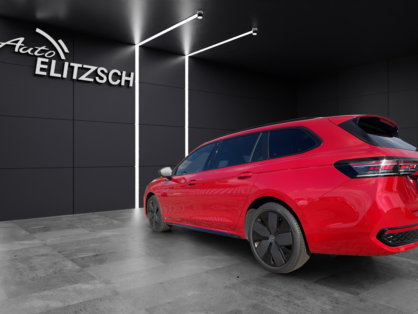 Fahrzeugabbildung Volkswagen Passat Variant R-Line eHybrid DSG IQ.Light ACC AHK SH Massage RearView DCC Navi