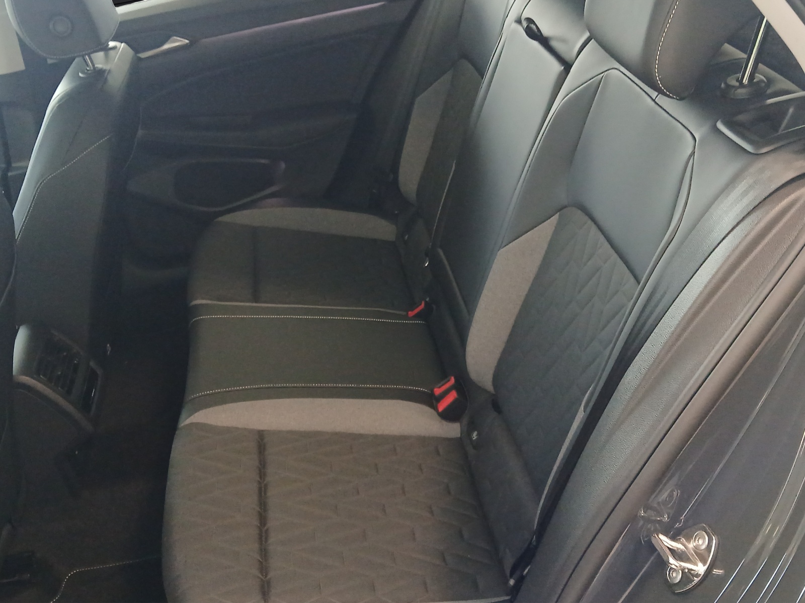 Fahrzeugabbildung Volkswagen Golf Goal LED DAB AUTO LIGHT ASSIST ACC