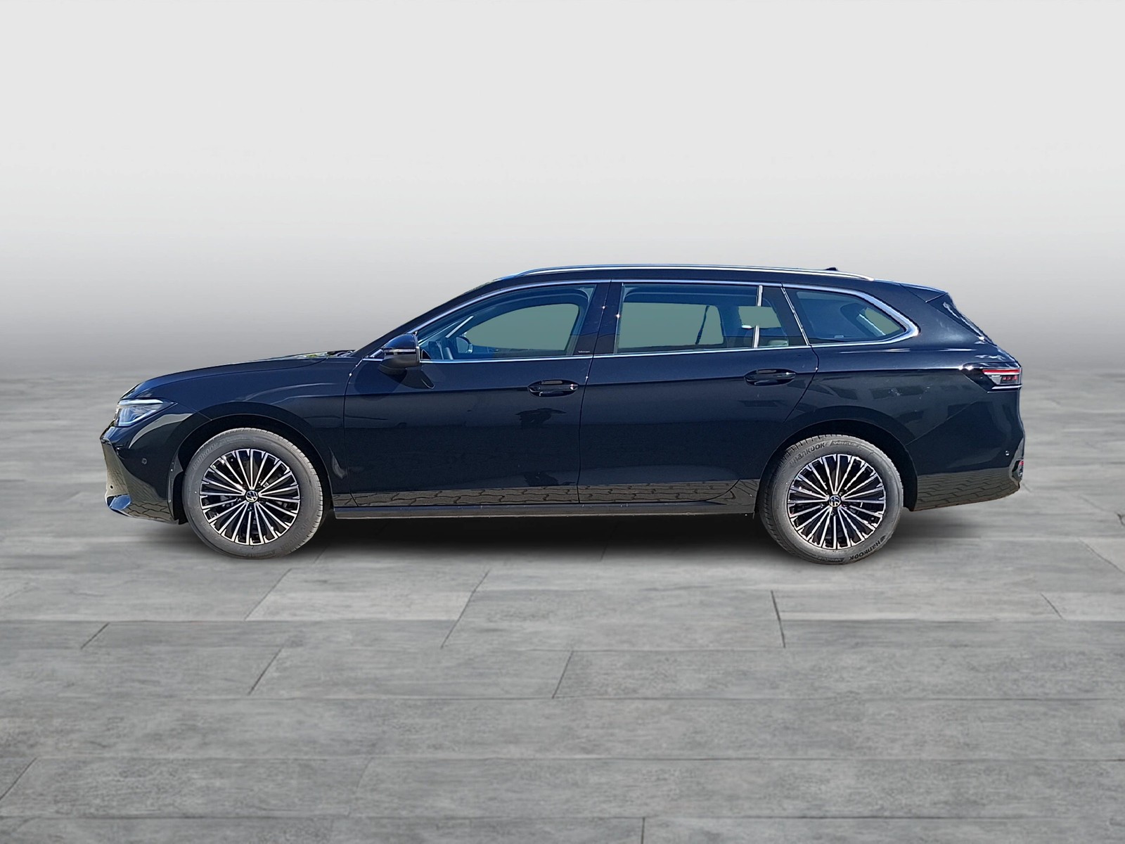 Fahrzeugabbildung Volkswagen Passat Variant TDI Elegance DSG Matrix AHK Navi HUD AID ACC RFK SH