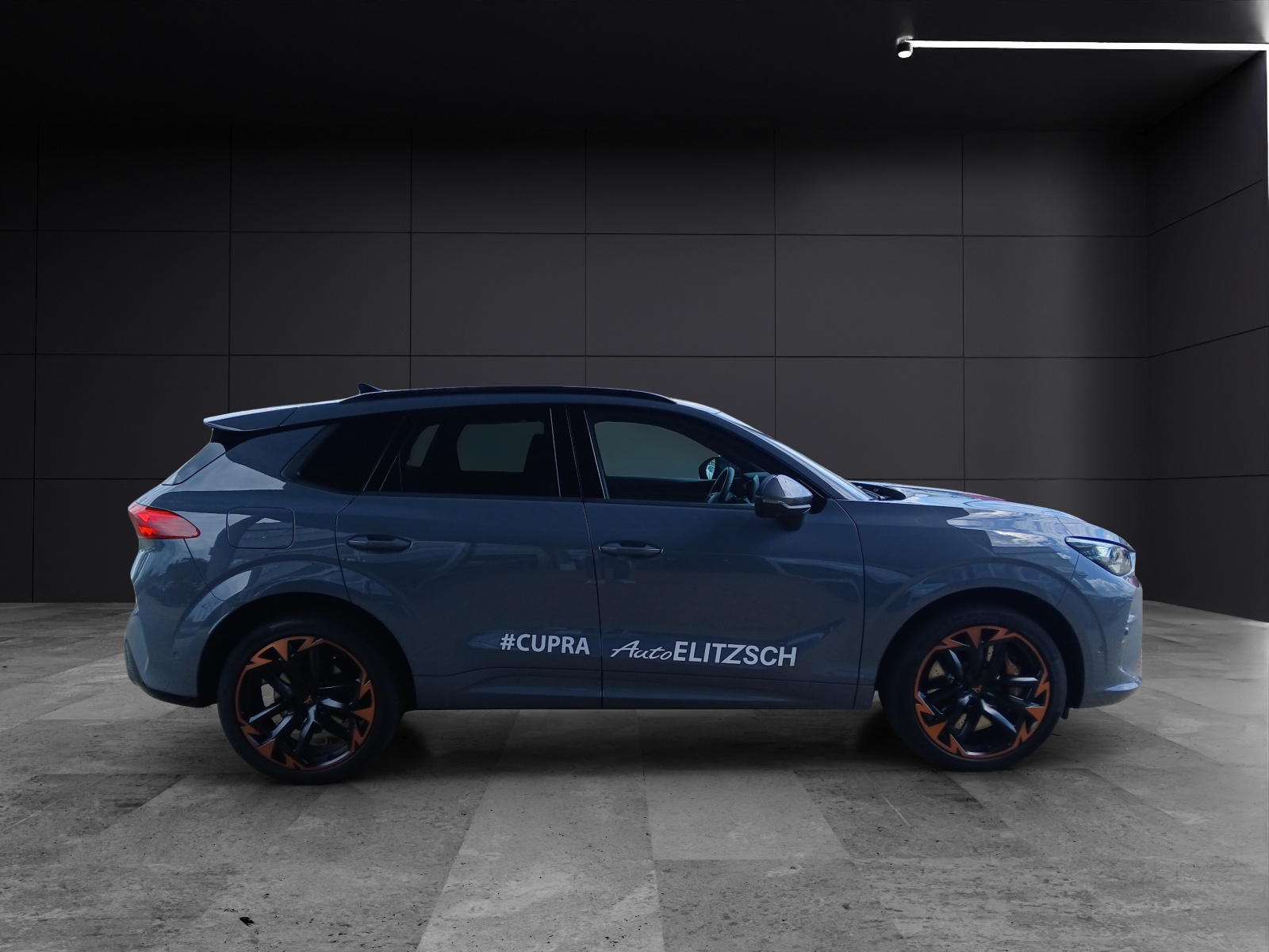 Fahrzeugabbildung CUPRA Terramar VZ 2.0TSI 4Drive Matrix Pano Akebono HUD ACC RFK SH 20