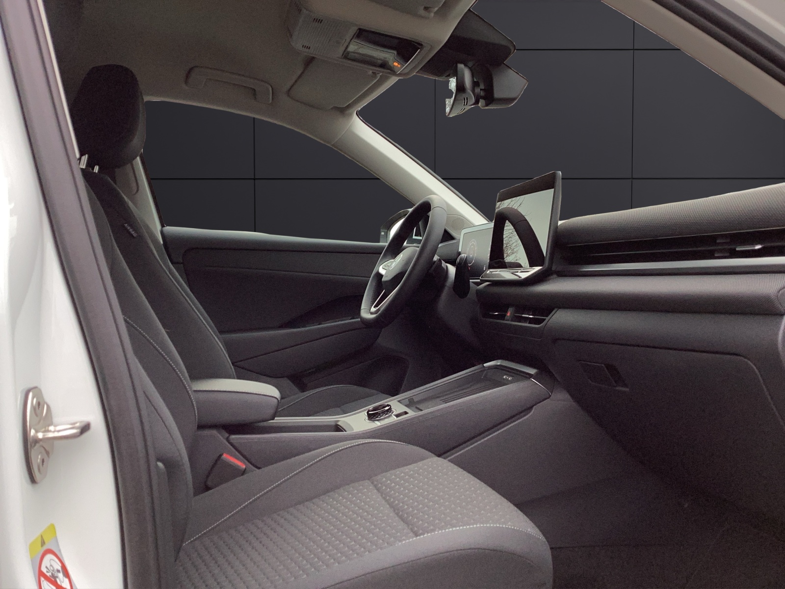 Fahrzeugabbildung Volkswagen T-Roc Life LED DAB+ ACC Auto Light A