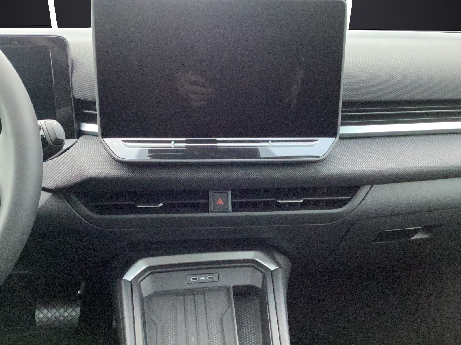 Fahrzeugabbildung Volkswagen T-Roc Life LED DAB+ ACC Auto Light A