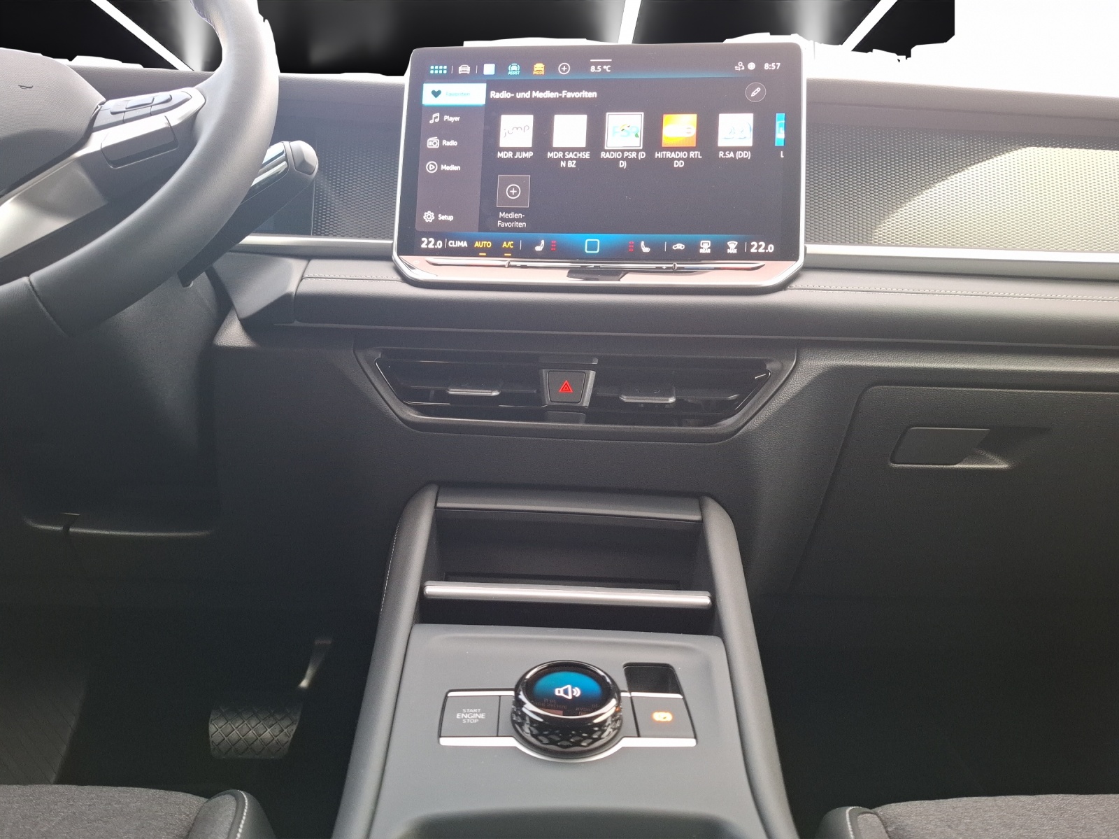 Fahrzeugabbildung Volkswagen Tayron TDI Life DSG 4M LEDplus AHK Navi AID ACC RFK SH 18