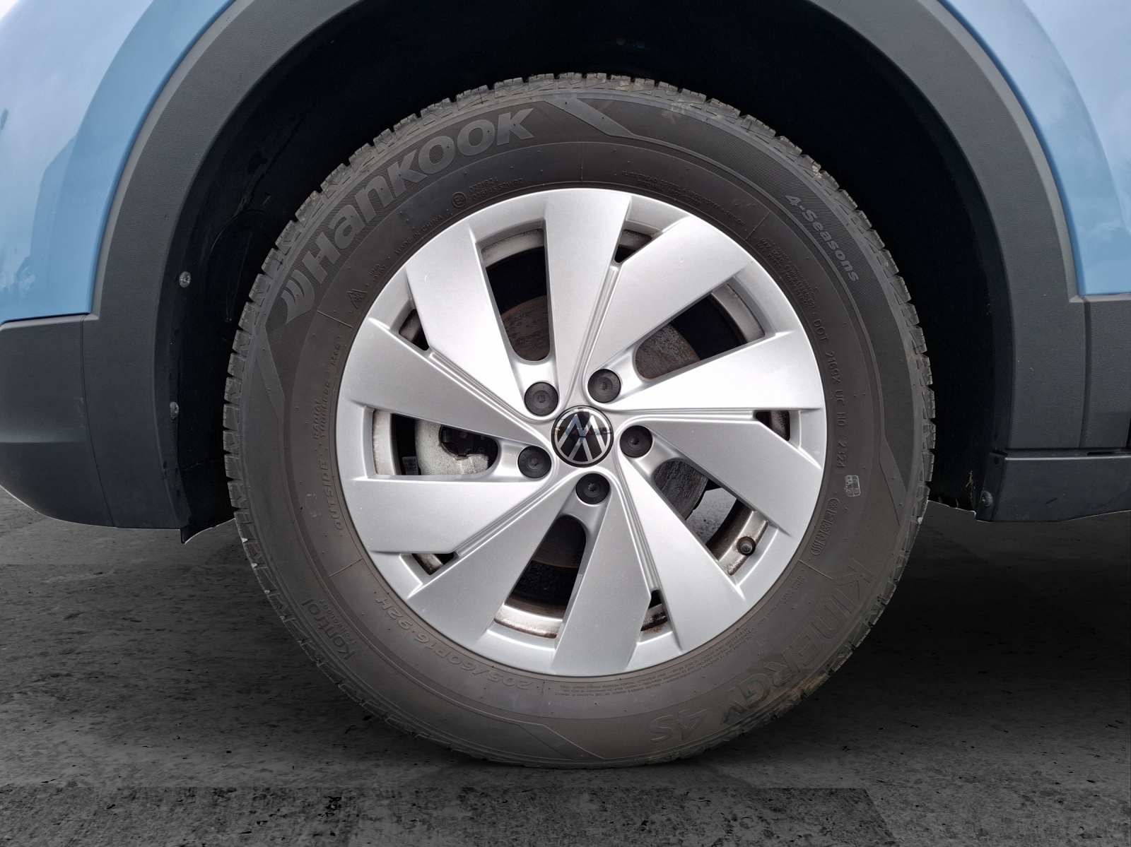 Fahrzeugabbildung Volkswagen T-Cross TSI Life LED Navi AID ACC RFK SH LM