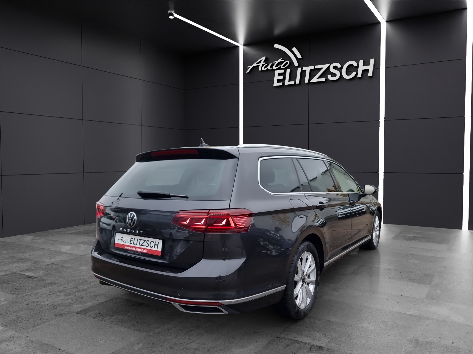 Fahrzeugabbildung Volkswagen Passat Variant TSI Elegance DSG Matrix Navi AID ACC RFK SH