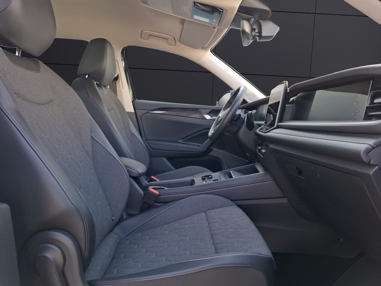 Fahrzeugabbildung Volkswagen Tayron eTSI Life DSG 7-Si Matrix AHK Navi AID ACC RFK SH