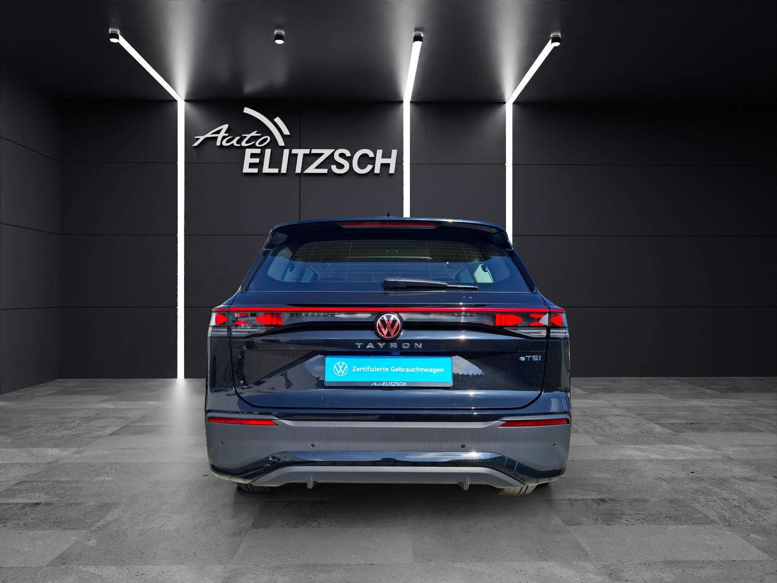 Fahrzeugabbildung Volkswagen Tayron eTSI Life DSG 7-Si Matrix AHK Navi AID ACC RFK SH