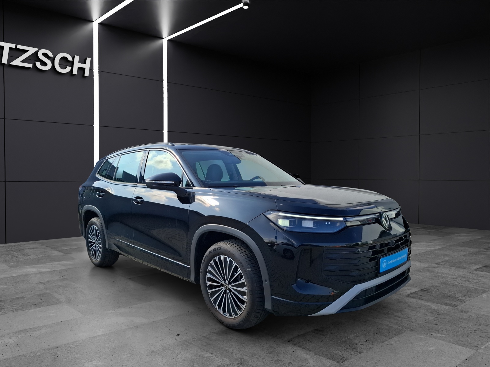 Fahrzeugabbildung Volkswagen Tayron eTSI Life DSG 7-Si Matrix AHK Navi AID ACC RFK SH