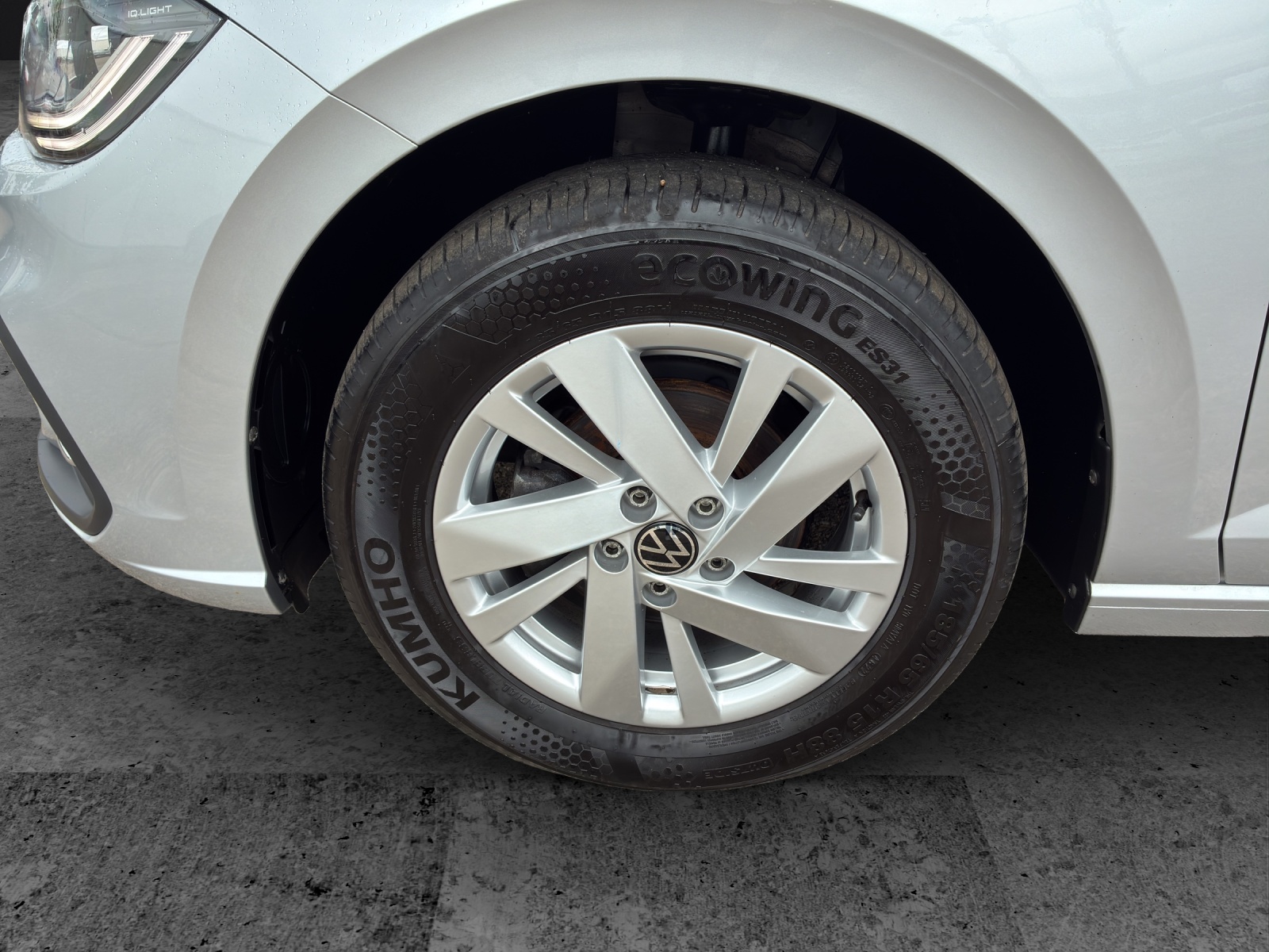 Fahrzeugabbildung Volkswagen Polo TSI Style IQ.Light Navi ACC SHZ App-Connect