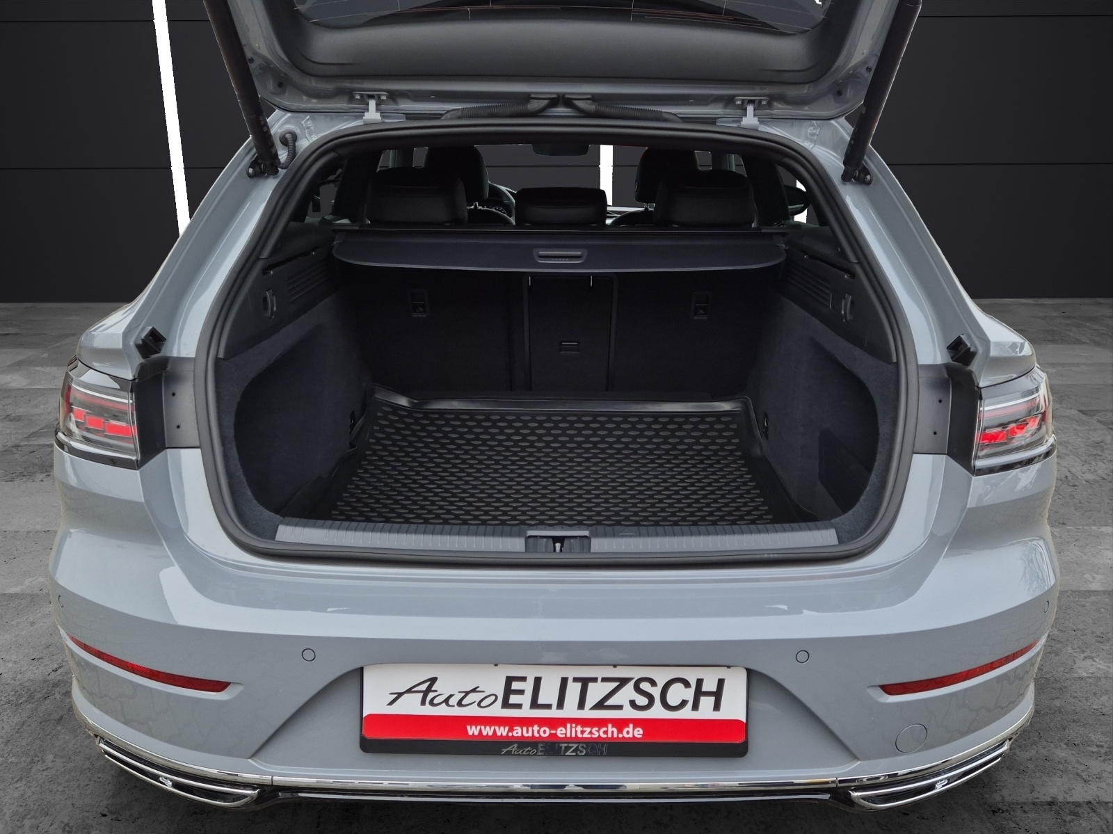 Fahrzeugabbildung Volkswagen Arteon SB TSI R-Line DSG LED Navi AID ACC RFK SH 18