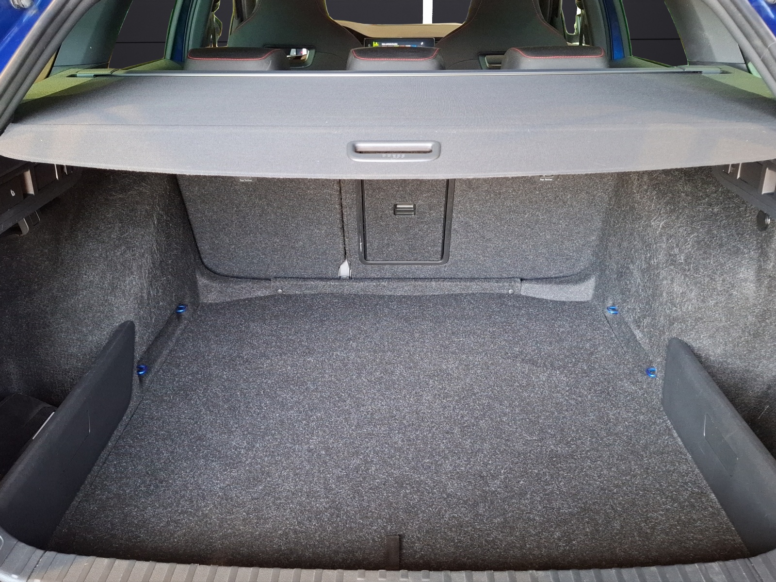 Fahrzeugabbildung SKODA Octavia Combi RS TDI DSG 4x4 Matrix Navi HUD VC ACC SH 18
