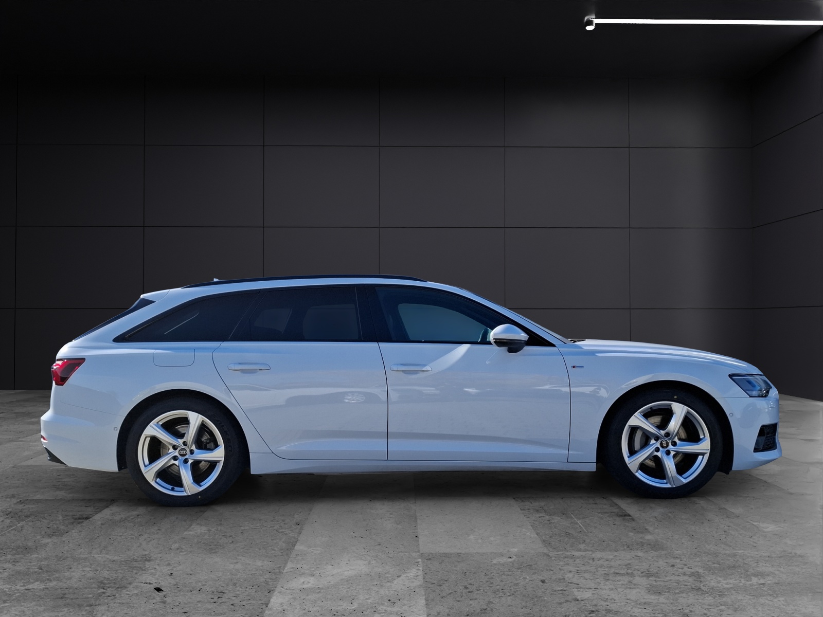 Fahrzeugabbildung Audi A6 Avant 45 TFSI sport quattro S-tronic STH LED AHK Navi AVC Pano ACC SH 19