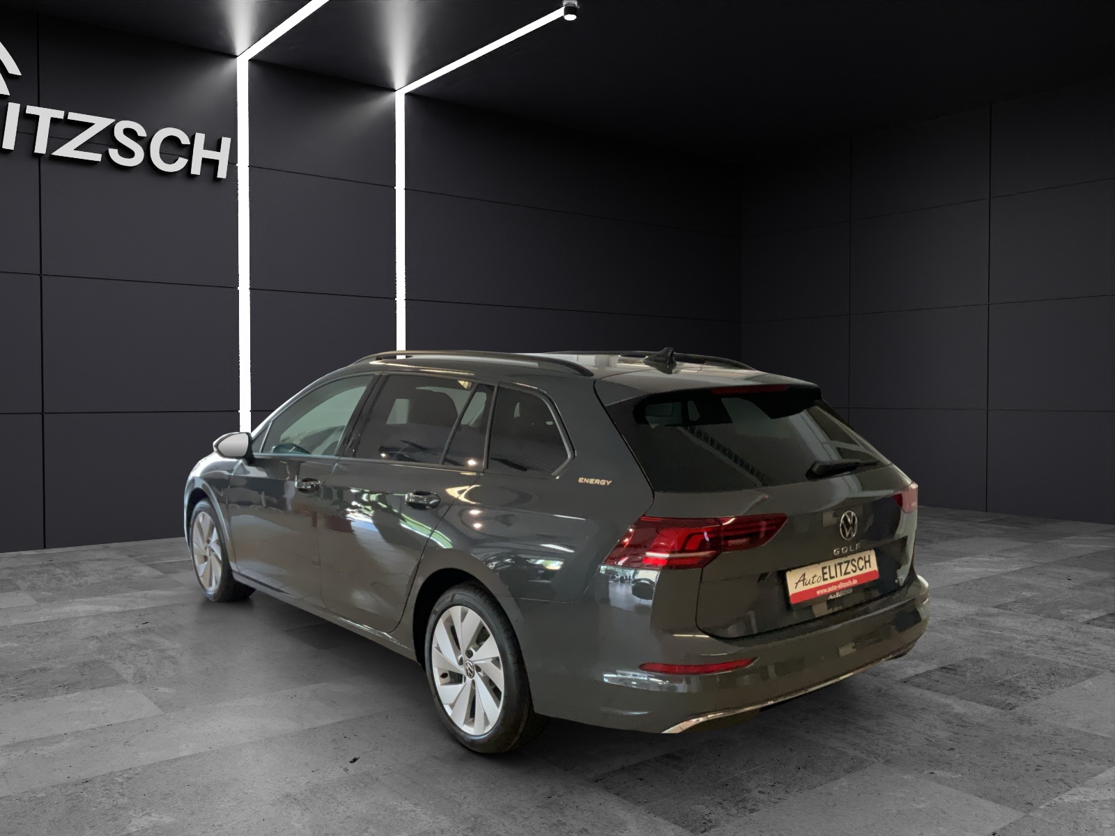 Fahrzeugabbildung Volkswagen Golf VIII Variant Energy TSI DSG AHZV NAVI LED DAB ACC