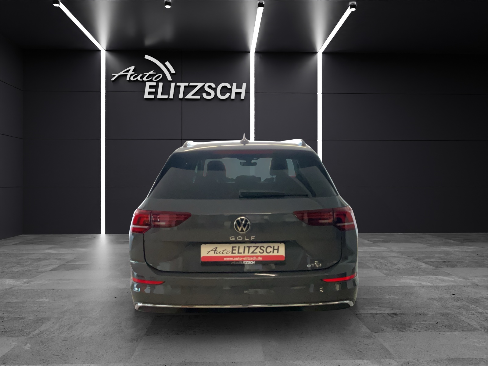 Fahrzeugabbildung Volkswagen Golf VIII Variant Energy TSI DSG AHZV NAVI LED DAB ACC