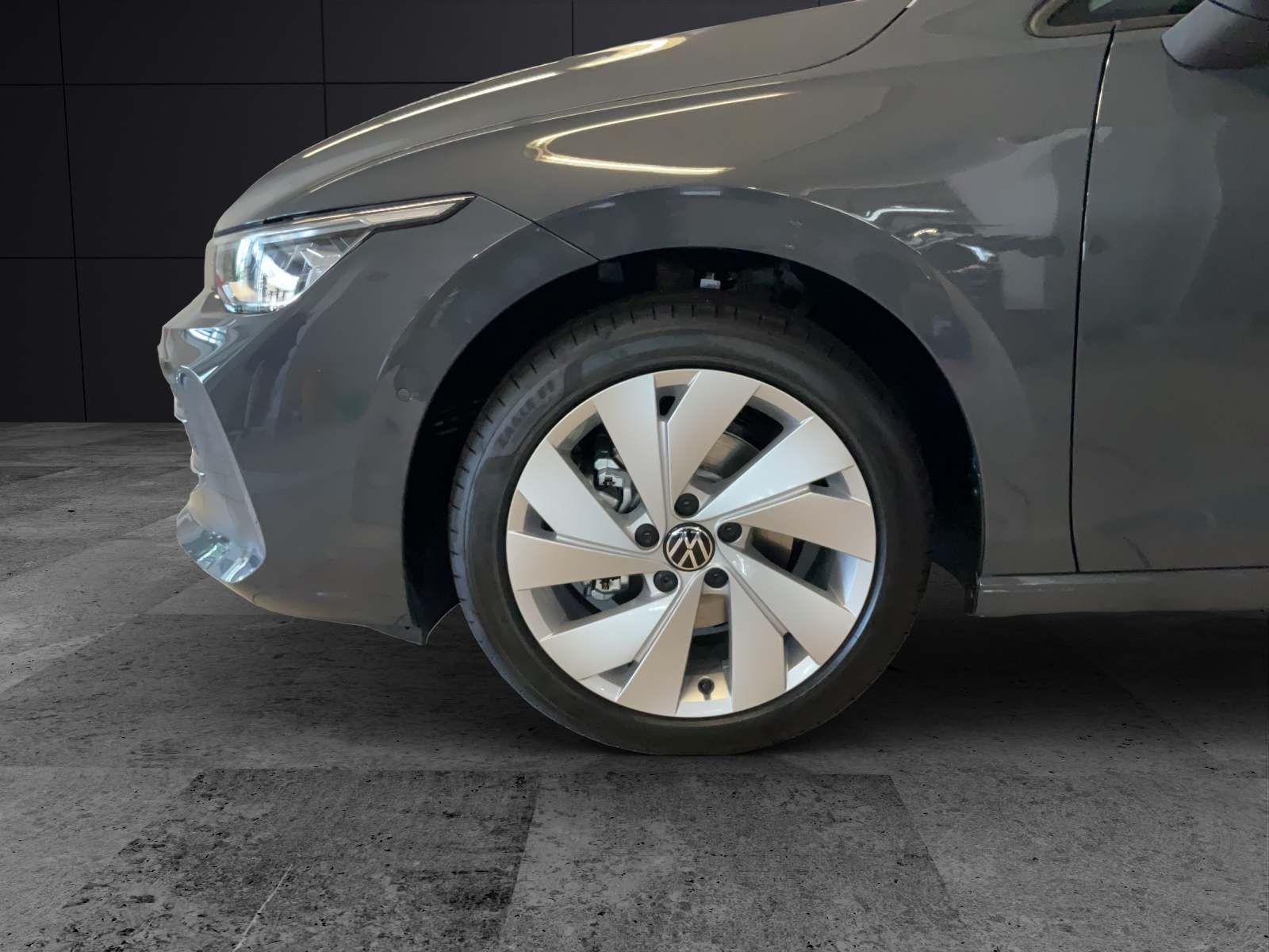 Fahrzeugabbildung Volkswagen Golf VIII Variant Energy TSI DSG AHZV NAVI LED DAB ACC